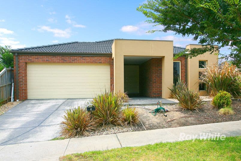 5 Greenview Court, CRANBOURNE NORTH VIC 3977, Cranbourne North - Image 1