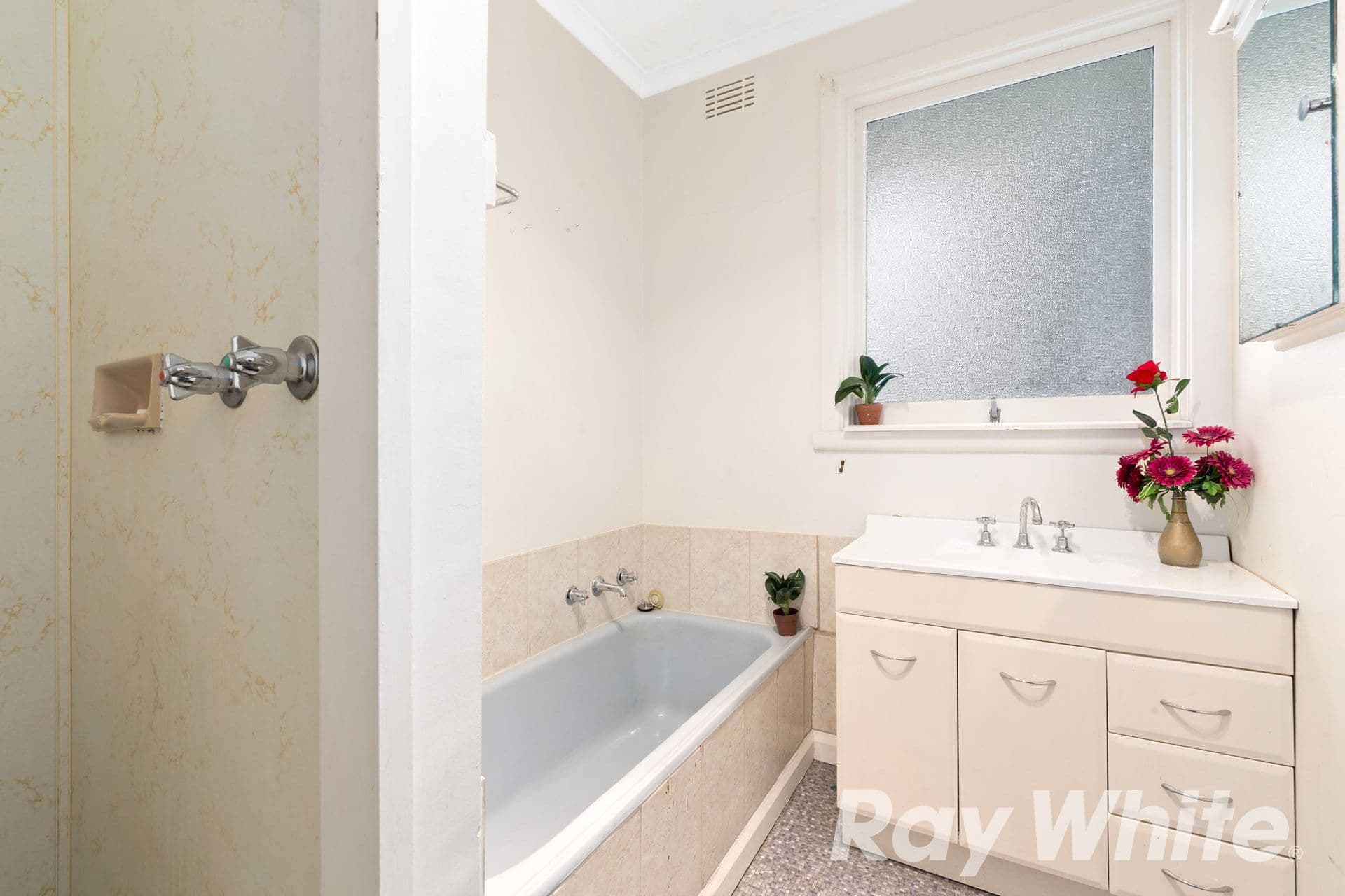14 Dudley Street, Mitcham VIC 3132, Mitcham - Thumbnail 5