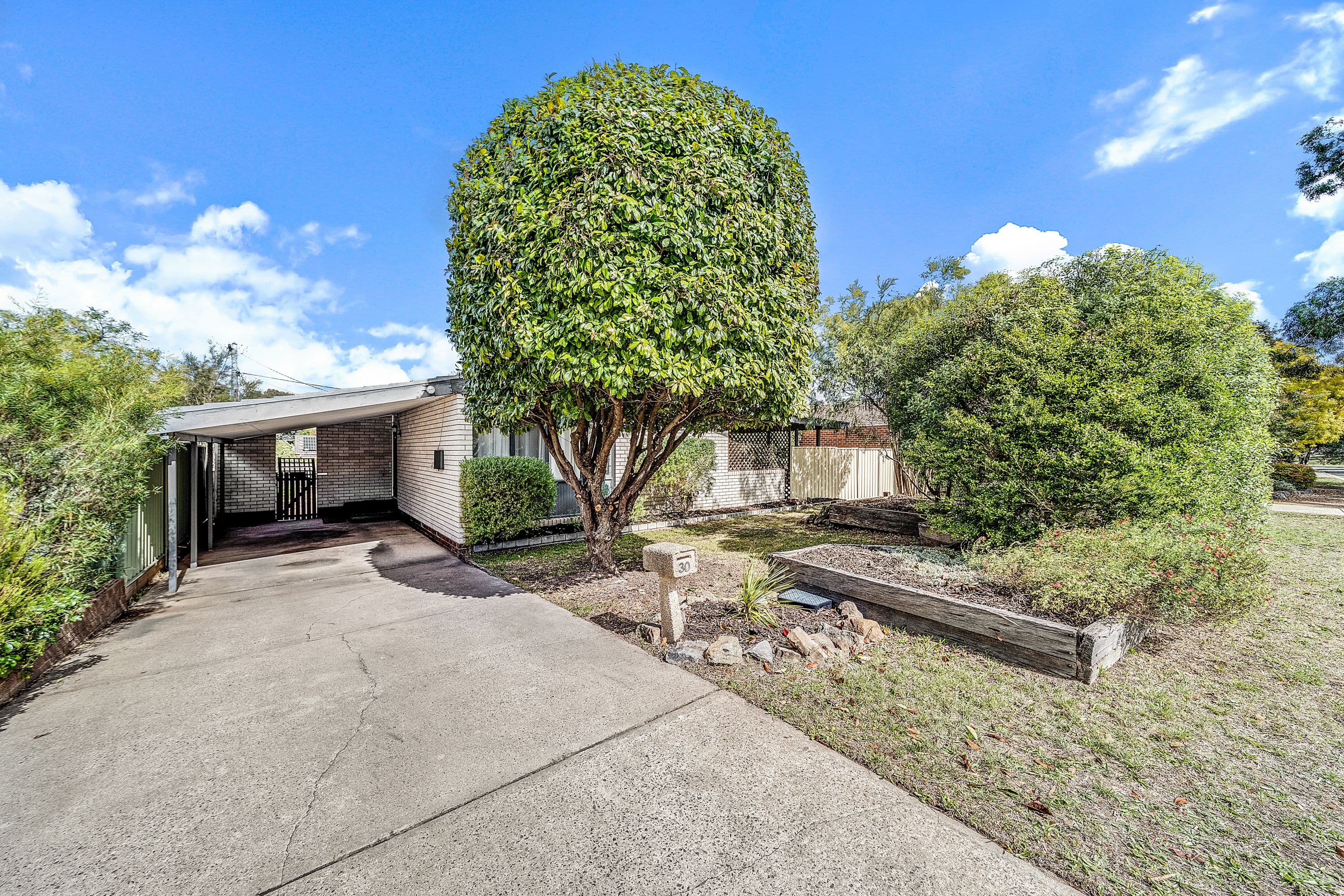 30 McDermott Street, Kambah ACT 2902, Kambah - Image 1