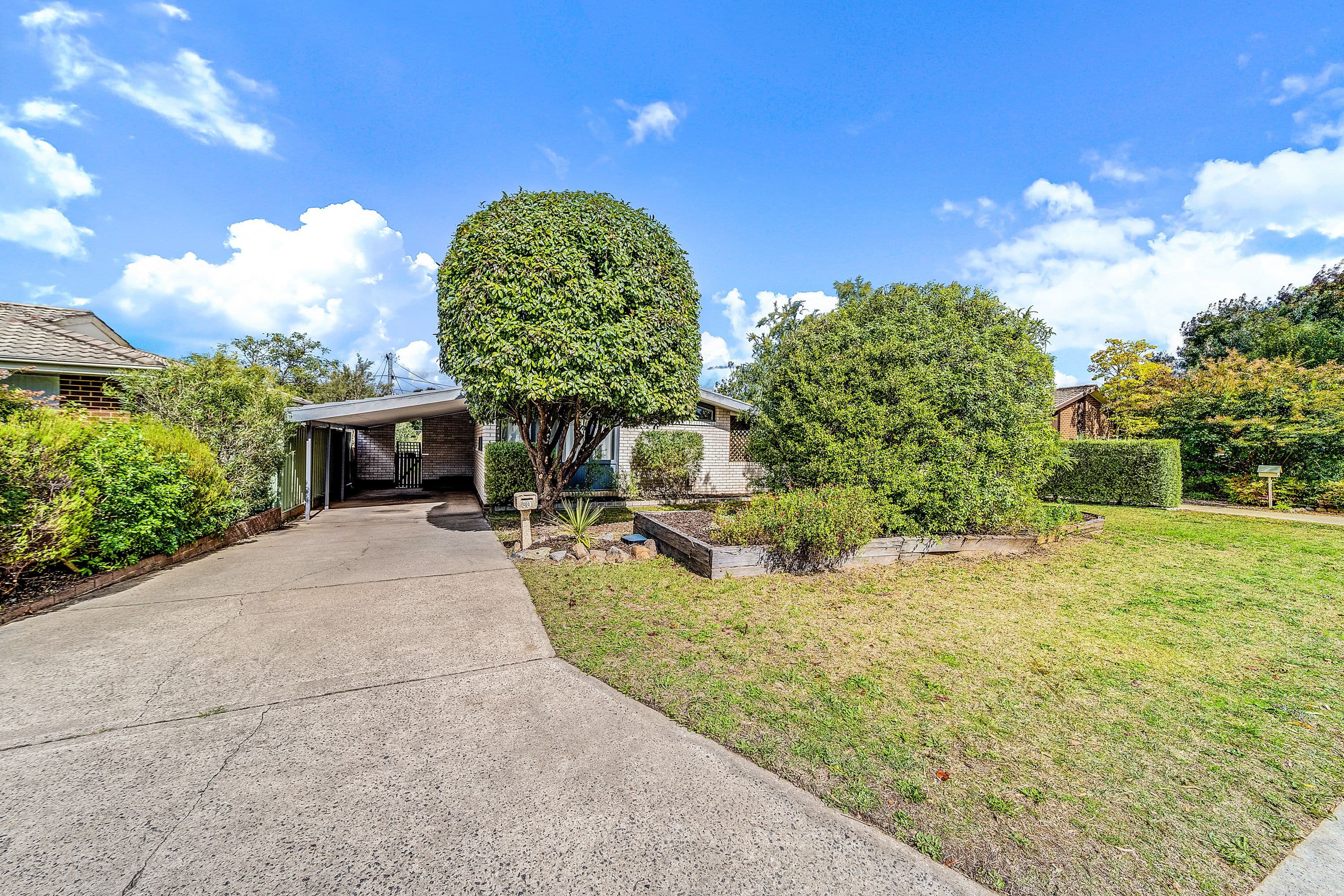 30 McDermott Street, Kambah ACT 2902, Kambah - Thumbnail 2