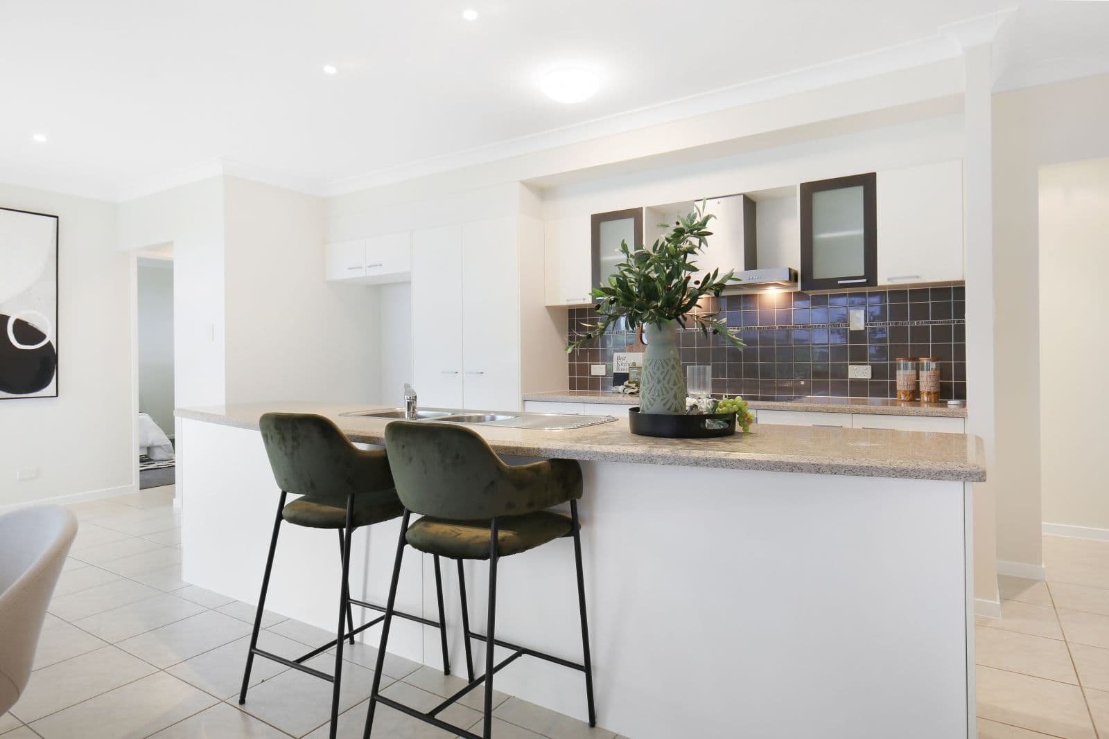 4 Twynam Mews, Pacific Pines QLD 4211, Pacific Pines - Thumbnail 3