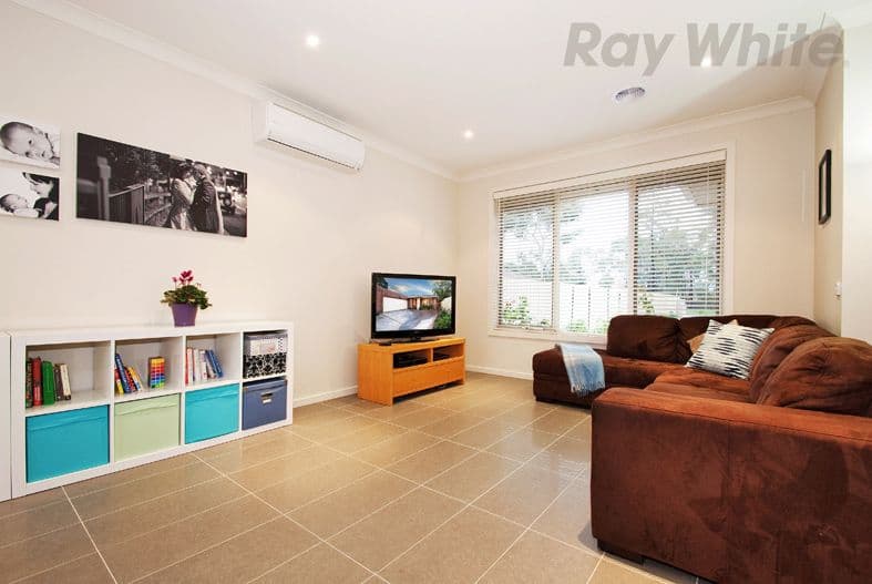 51 MOUNT VIEW Parade, CROYDON VIC 3136, Croydon - Thumbnail 2