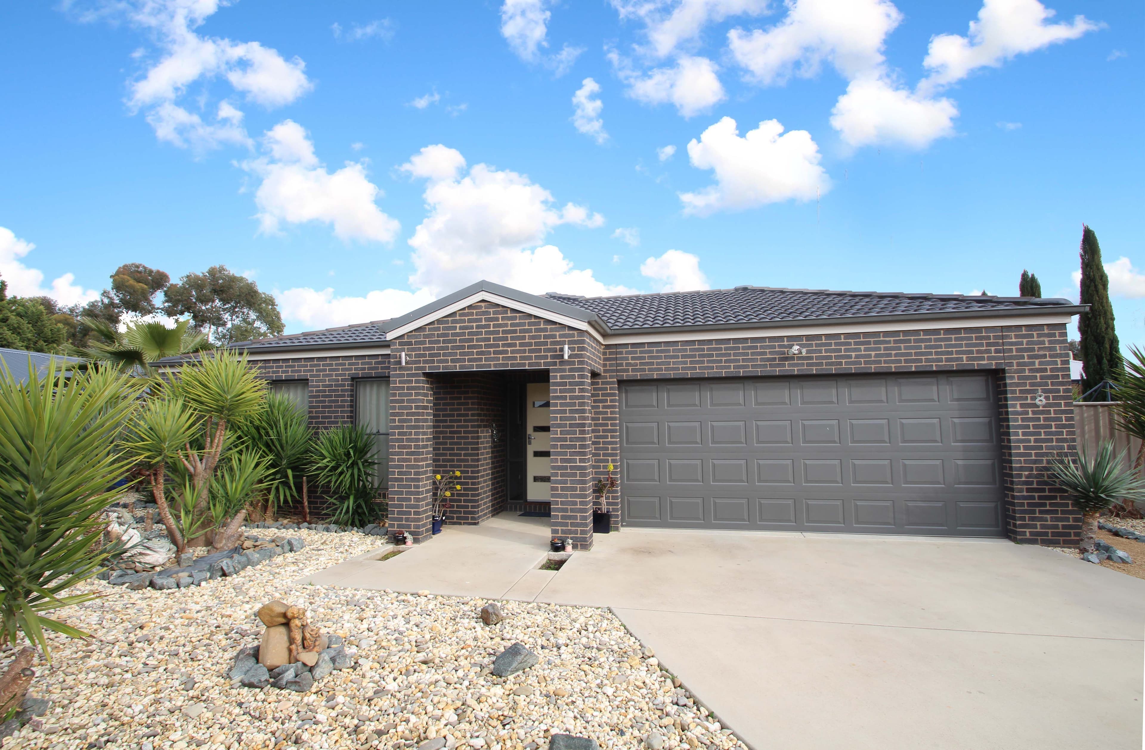 8 Beverley Place, Barooga - Image 1