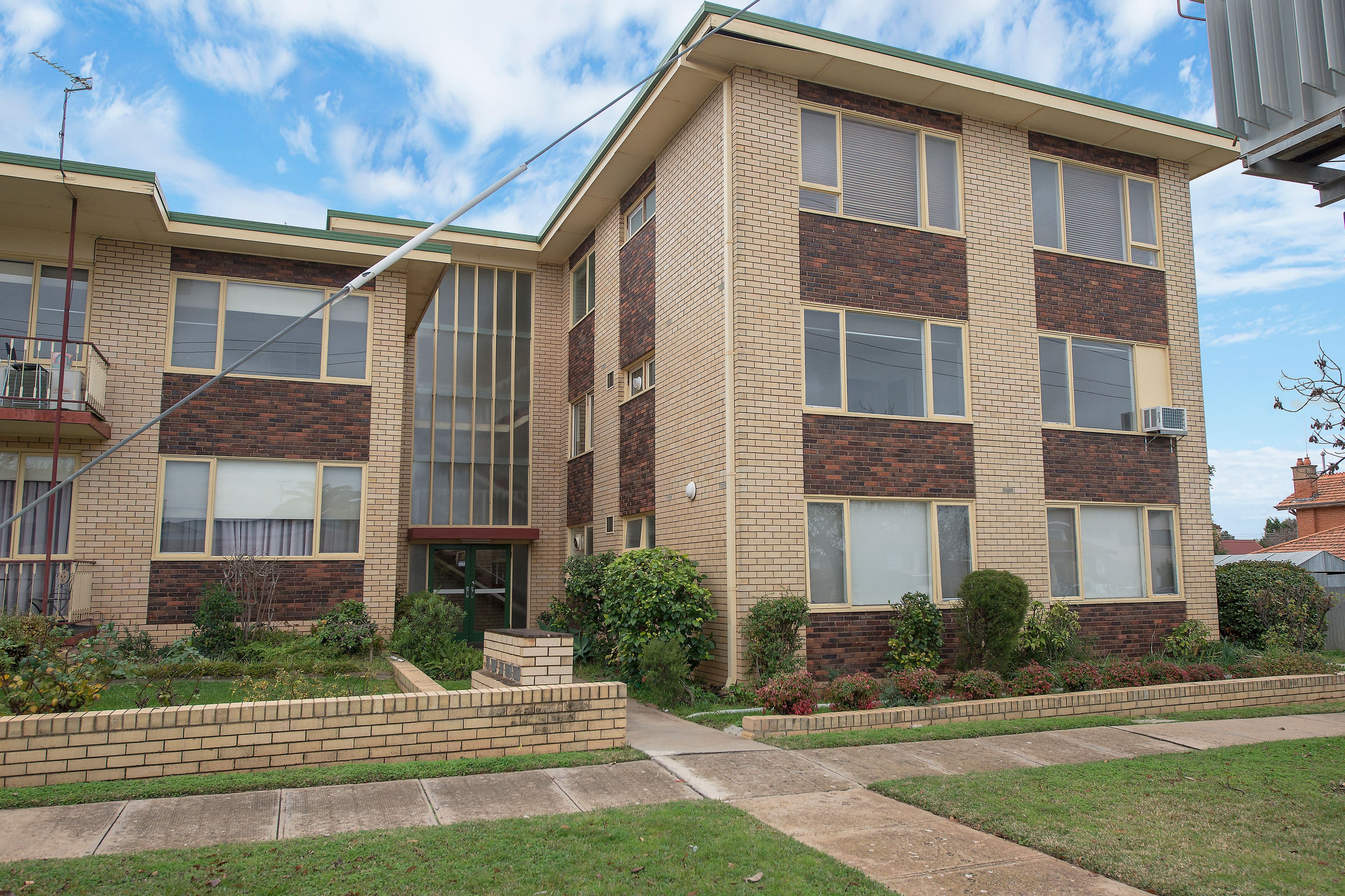 21 Splatt Street, Swan Hill VIC 3585, Swan Hill - Thumbnail 2