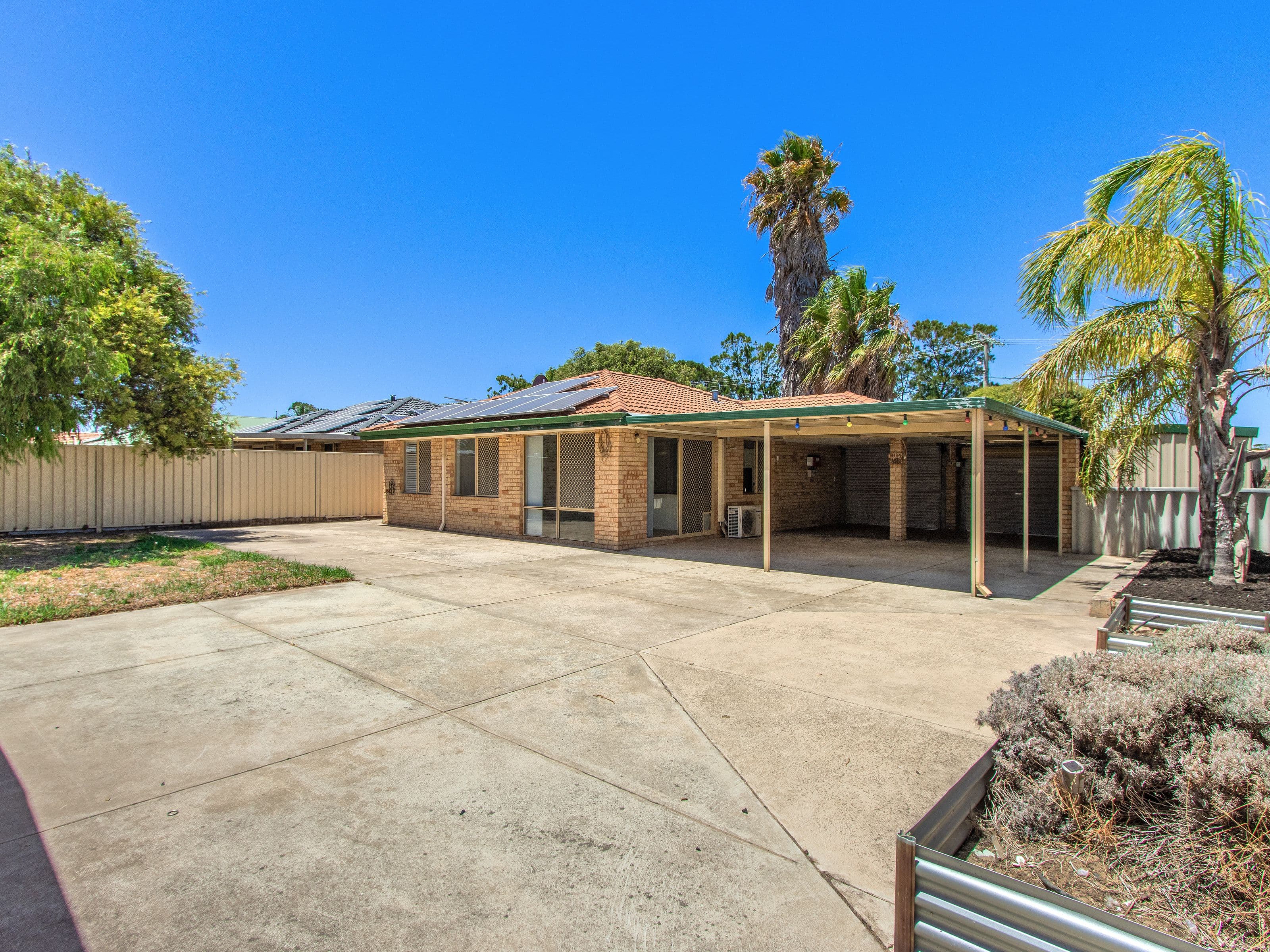 13 Helena Road, Cooloongup WA 6168, Cooloongup - Thumbnail 3