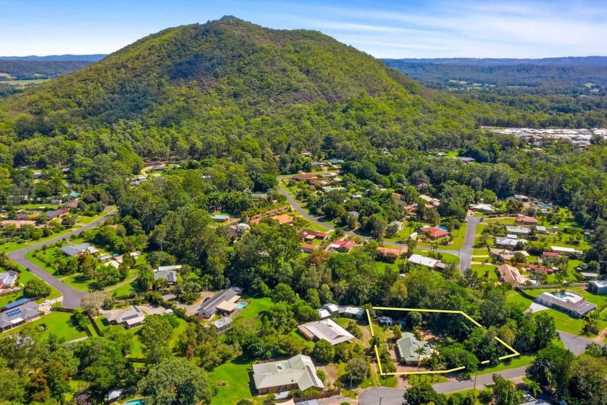 10 Einsleigh Court, Beerwah QLD 4519, Beerwah - Image 1