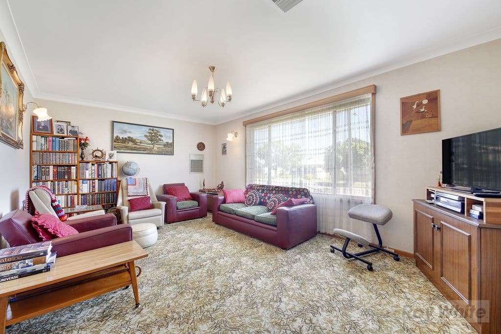 16 Ruby Street, Goulburn - Thumbnail 2