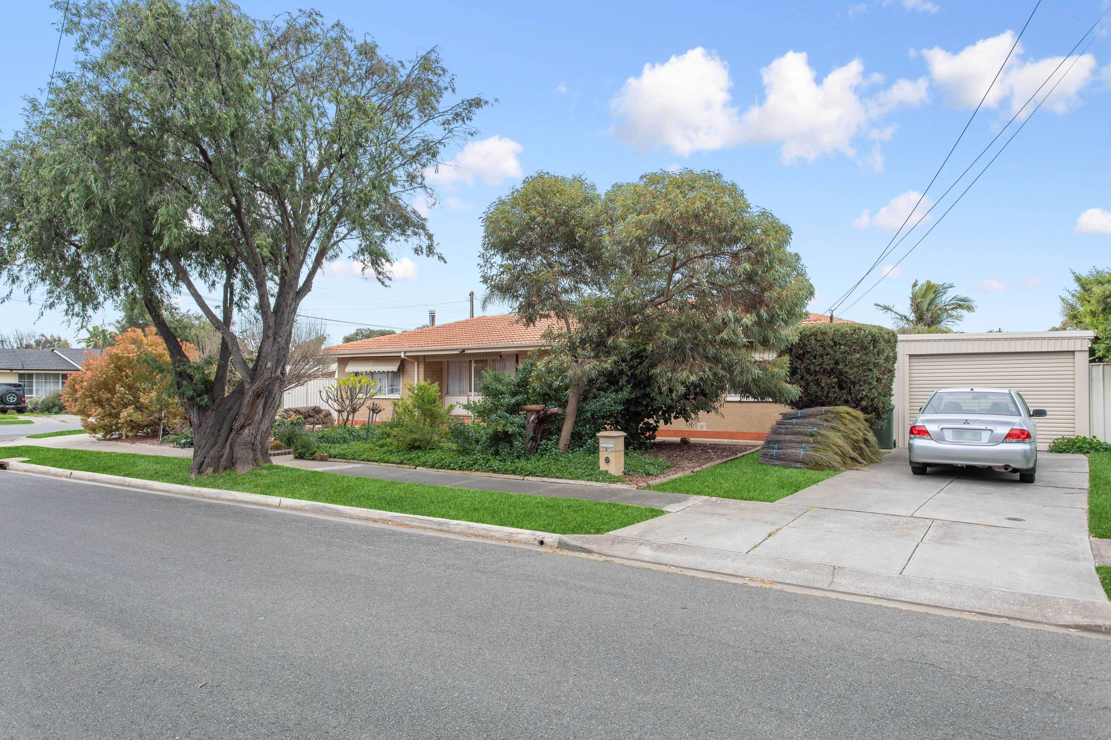 39 Griffiths Street, Henley Beach SA 5022, Henley Beach - Thumbnail 3