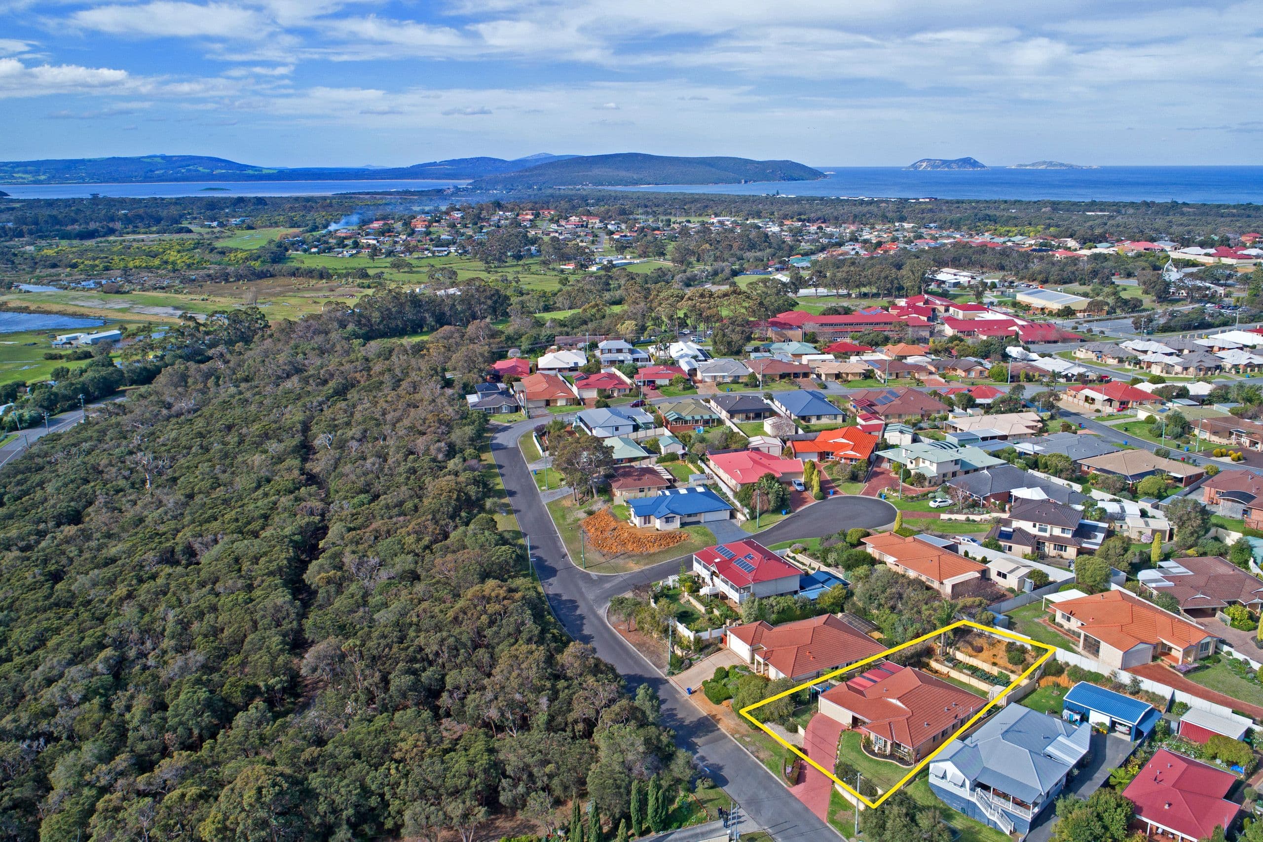 32 Premier Circle, Spencer Park WA 6330, Spencer Park - Thumbnail 5