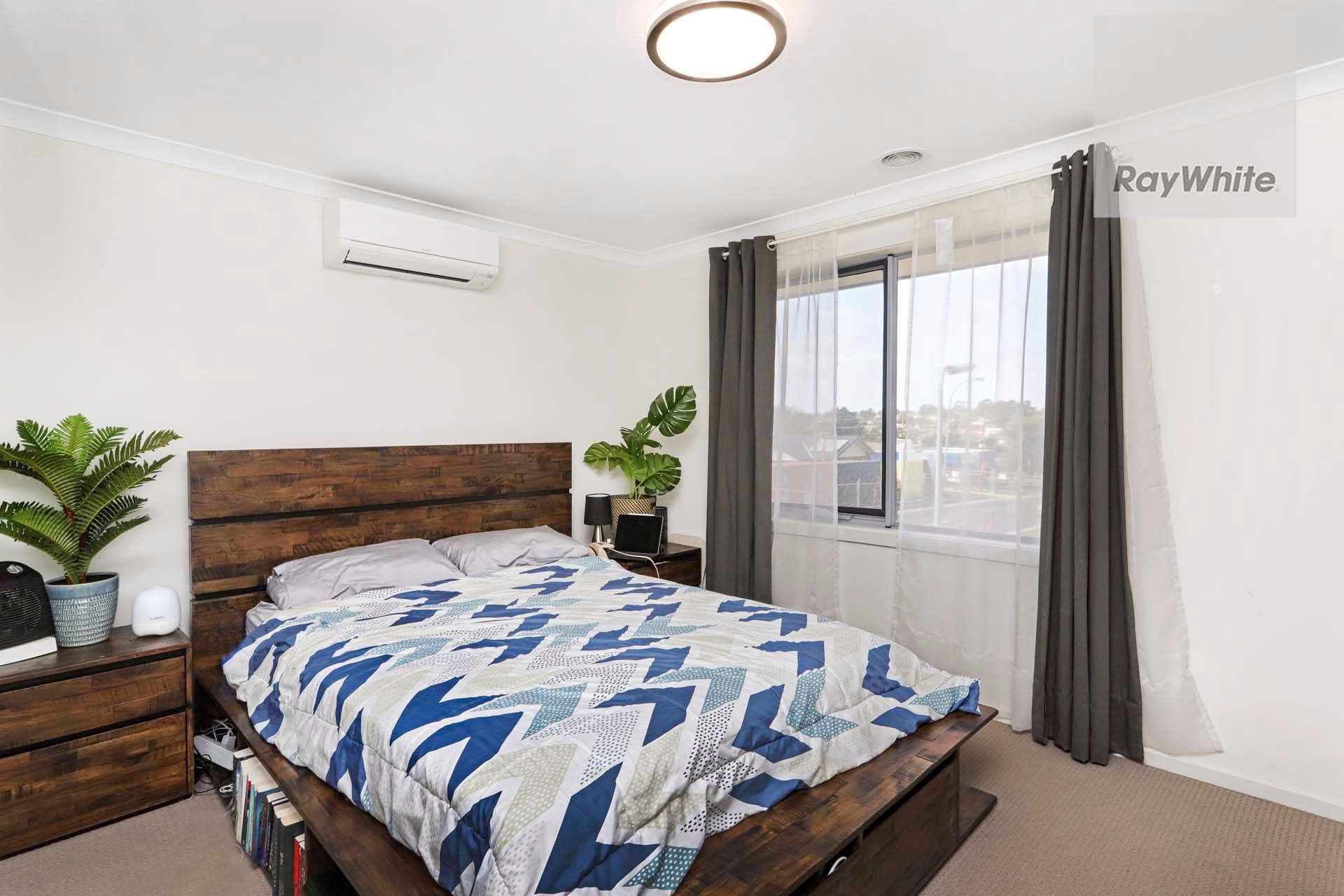 2 Parkmore Crescent, Westmeadows VIC 3049, Westmeadows - Thumbnail 8