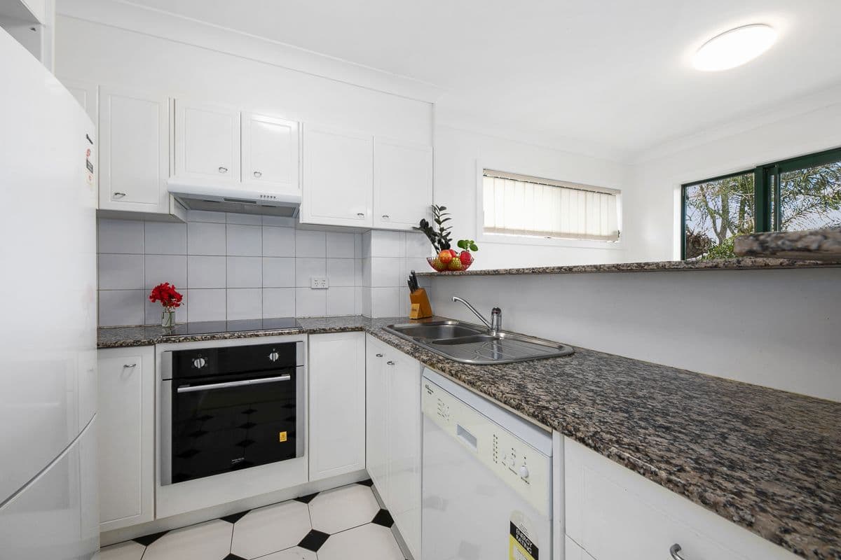 19 Dudley Street, Highgate Hill QLD 4101, Highgate Hill - Thumbnail 8