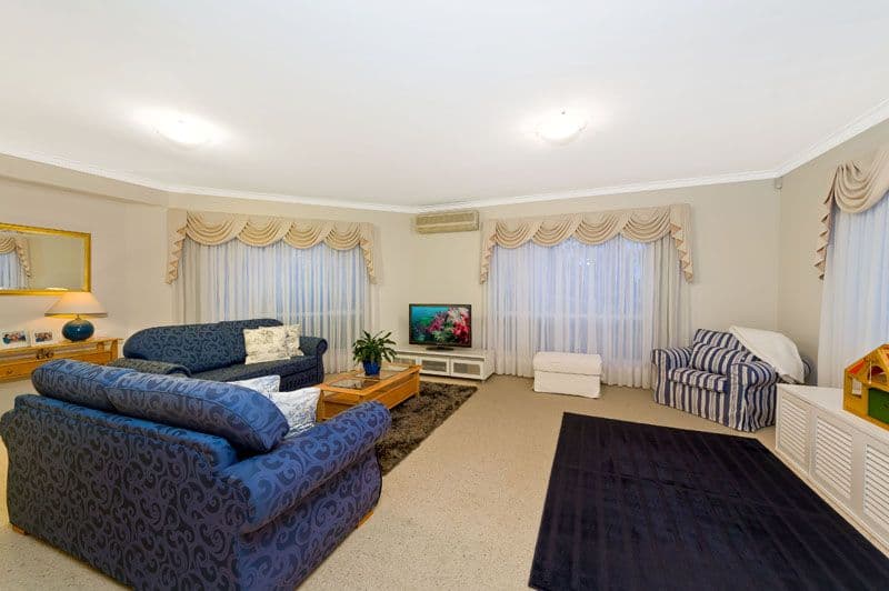 9 Canberra Road, SYLVANIA NSW 2224, Sylvania - Thumbnail 2