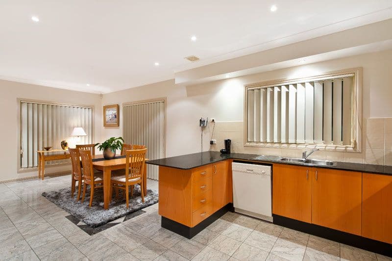 9 Canberra Road, SYLVANIA NSW 2224, Sylvania - Thumbnail 3