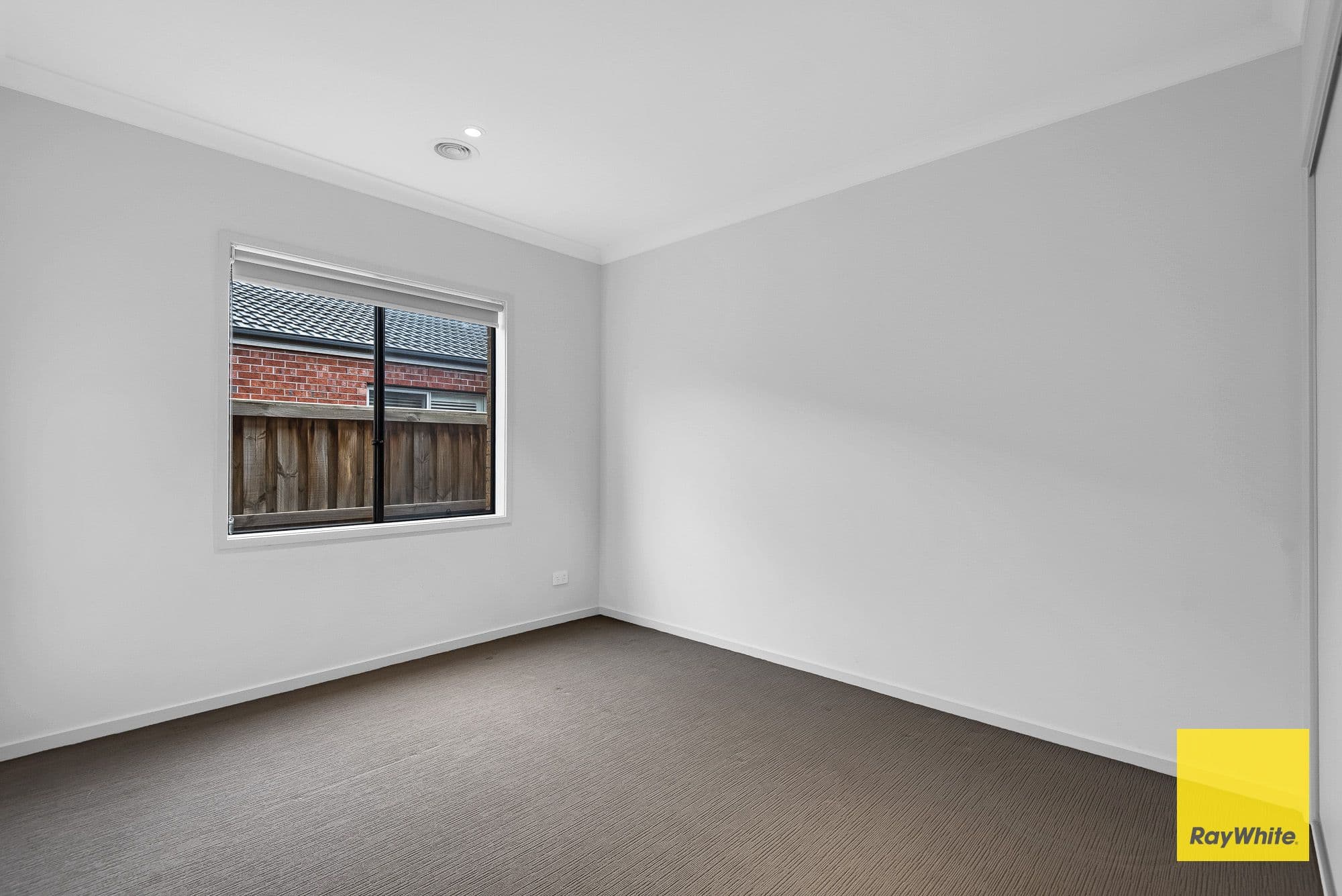 22 Tundra Esplanade, Werribee VIC 3030, Werribee - Thumbnail 4