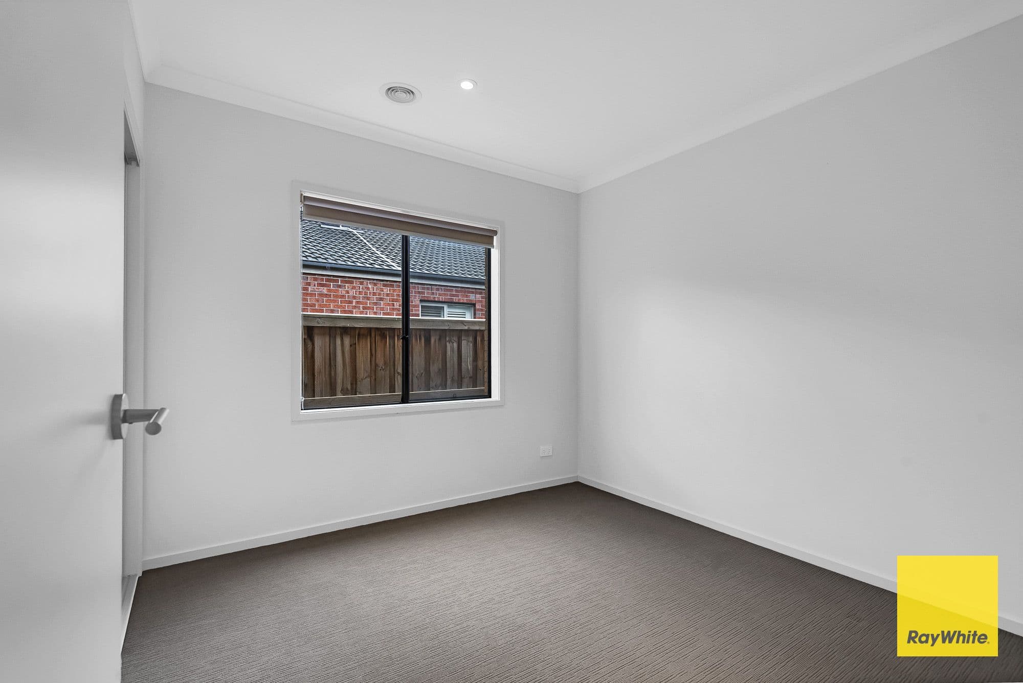 22 Tundra Esplanade, Werribee VIC 3030, Werribee - Thumbnail 5