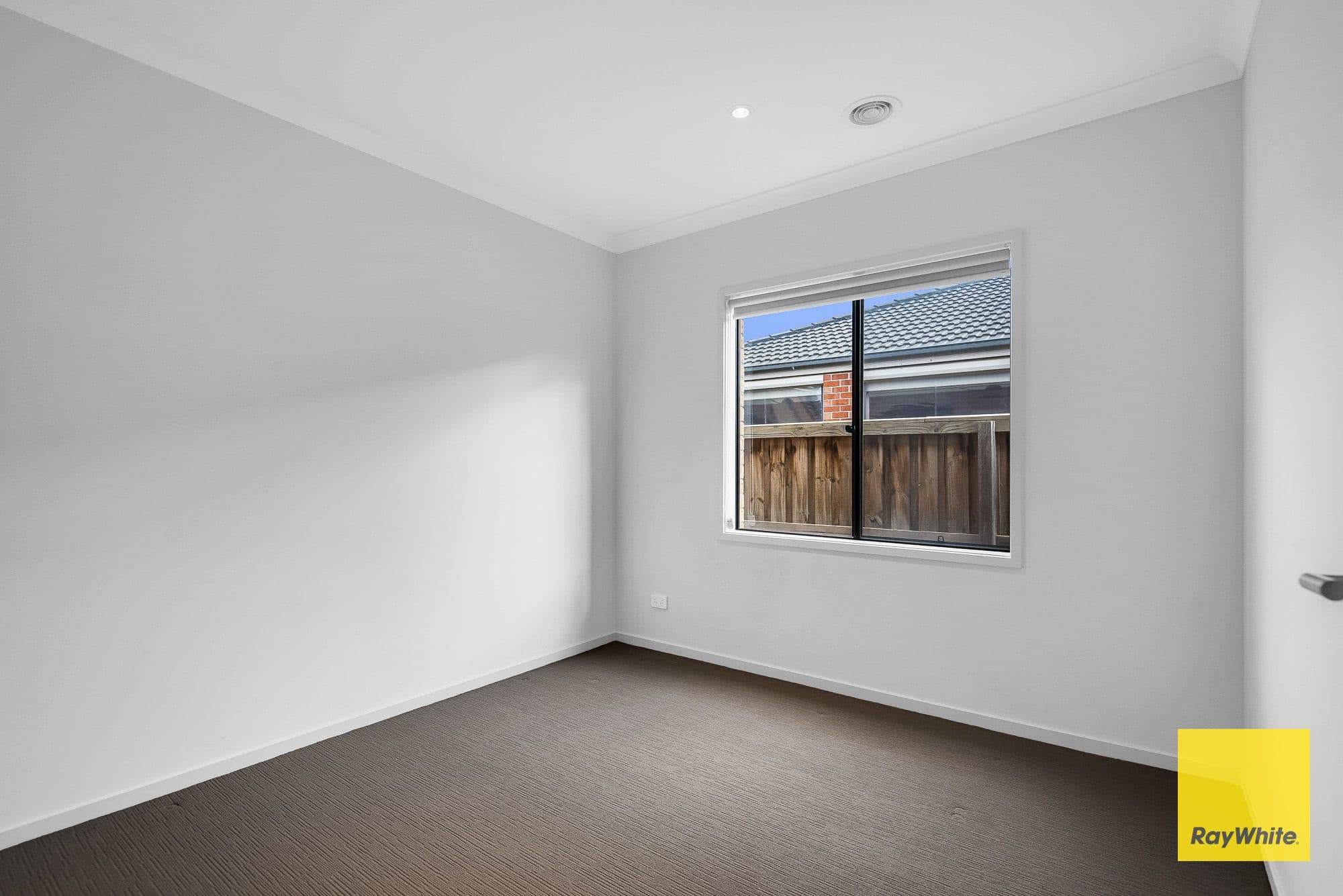 22 Tundra Esplanade, Werribee VIC 3030, Werribee - Thumbnail 6