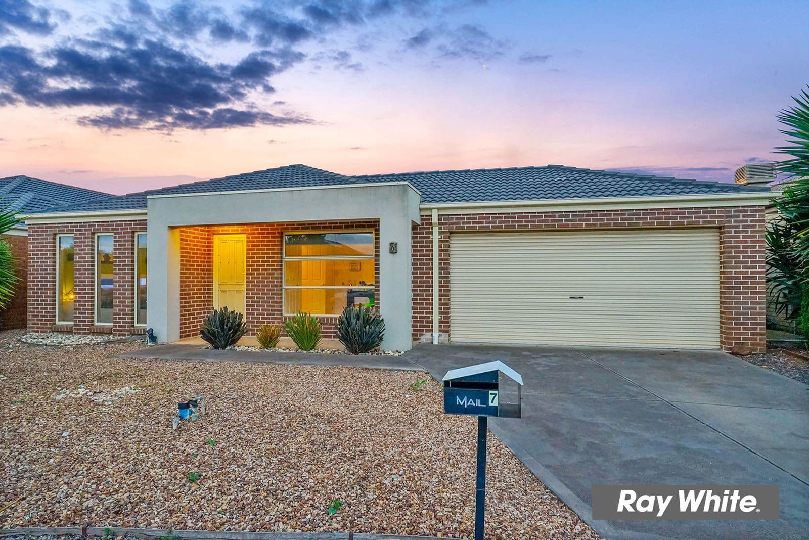 7 Rustic Way, Tarneit VIC 3029, Tarneit - Thumbnail 3