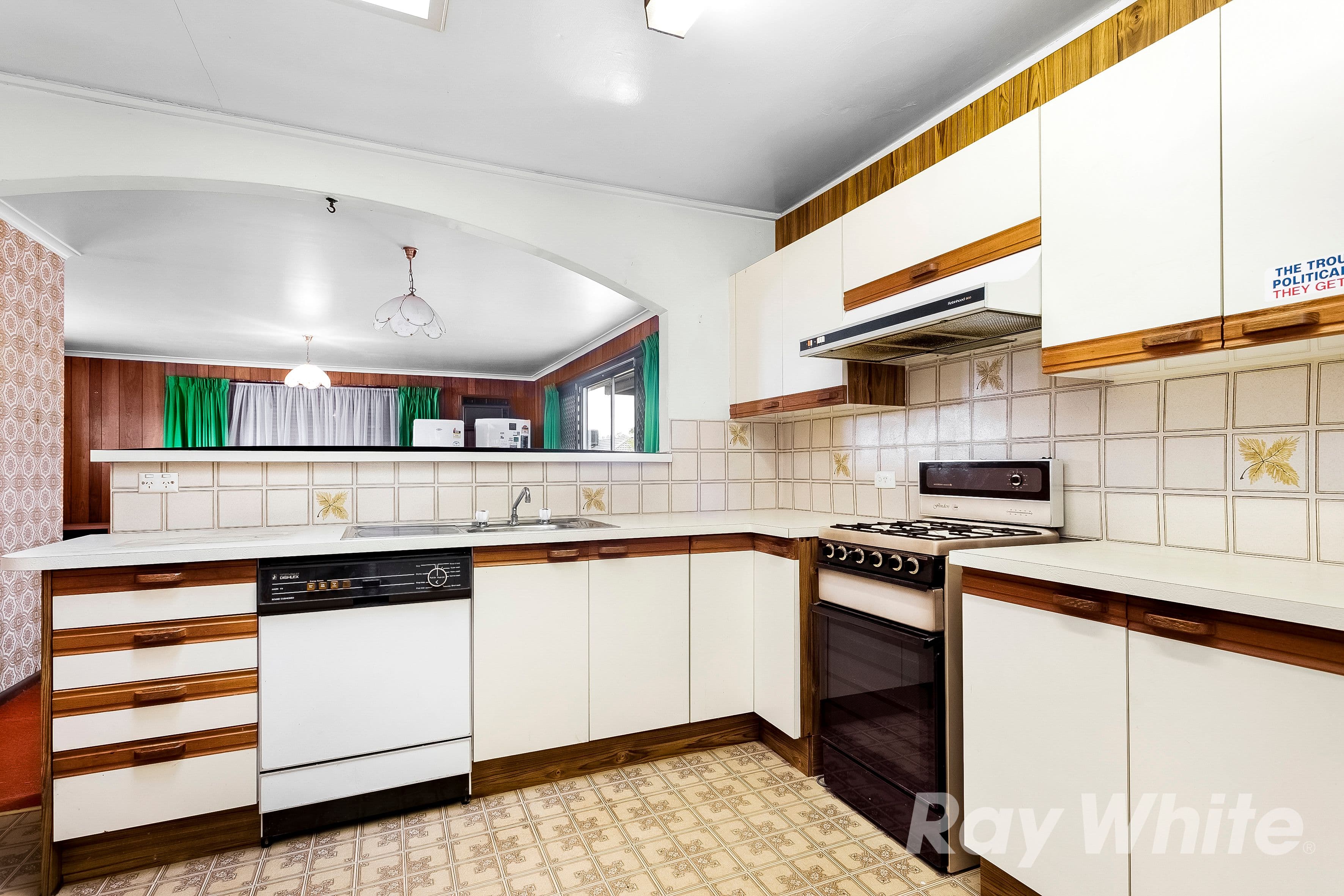 17 Wanda Street, Mulgrave VIC 3170, Mulgrave - Thumbnail 2