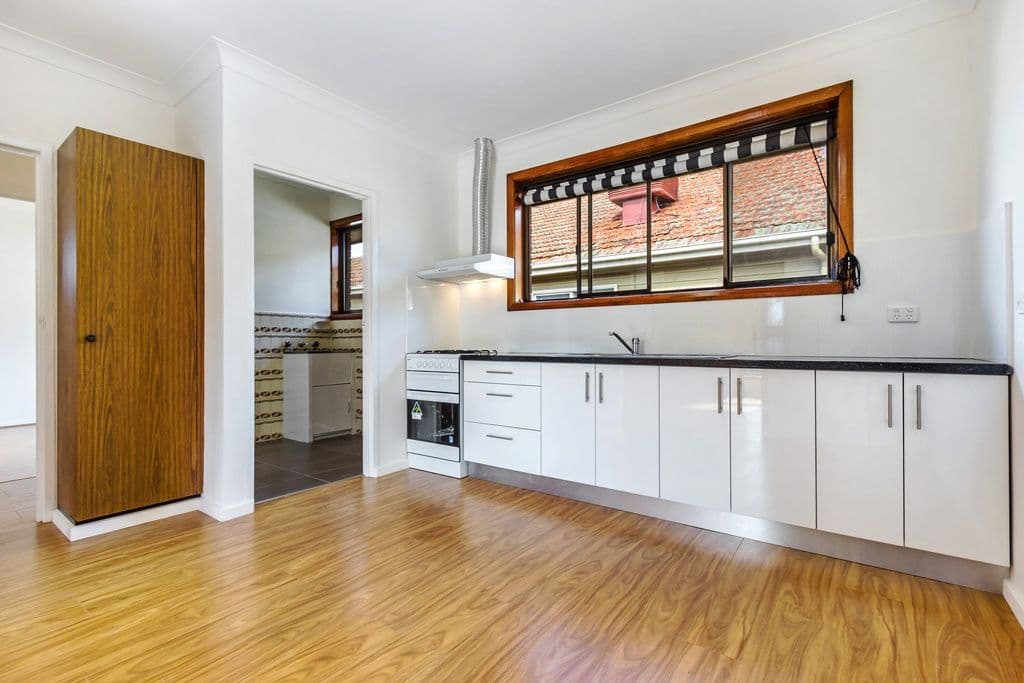 23 Home Street, RESERVOIR VIC 3073, Reservoir - Thumbnail 2
