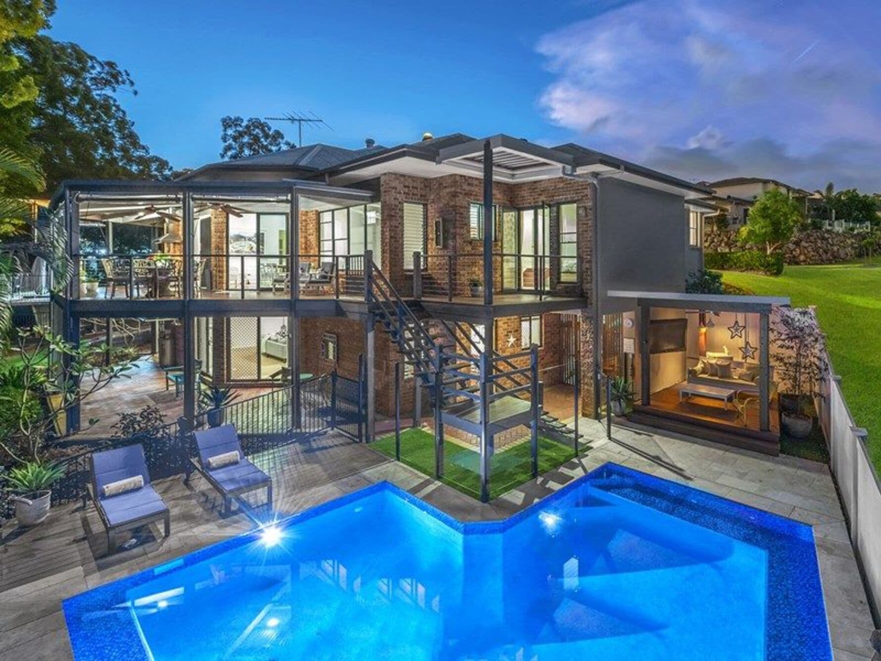 35 Ironbark Place, Bridgeman Downs QLD 4035, Bridgeman Downs - Thumbnail 2