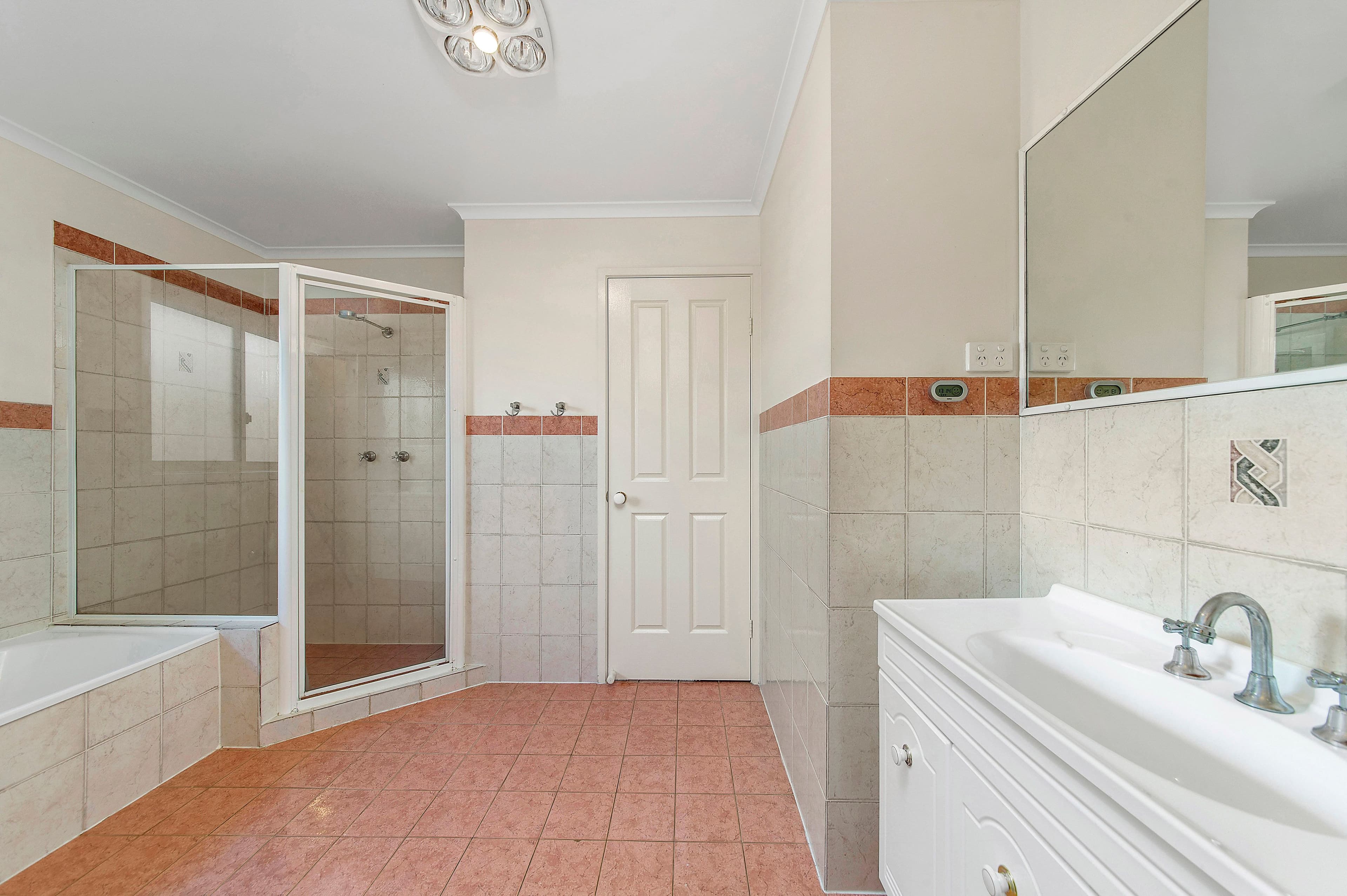 14 Naas Close, Amaroo ACT 2914, Amaroo - Thumbnail 8