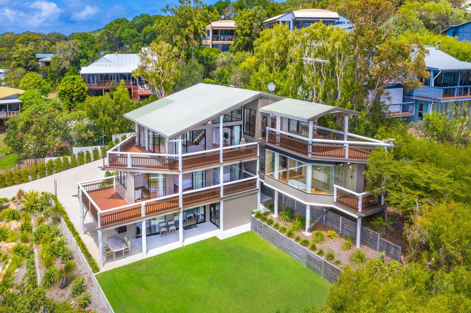 23 George Nothling Drive, Point Lookout QLD 4183, Point Lookout - Thumbnail 2