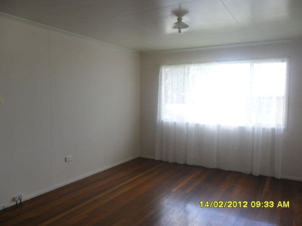 8 Mornington Crescent, One Mile QLD 4305, One Mile - Thumbnail 2