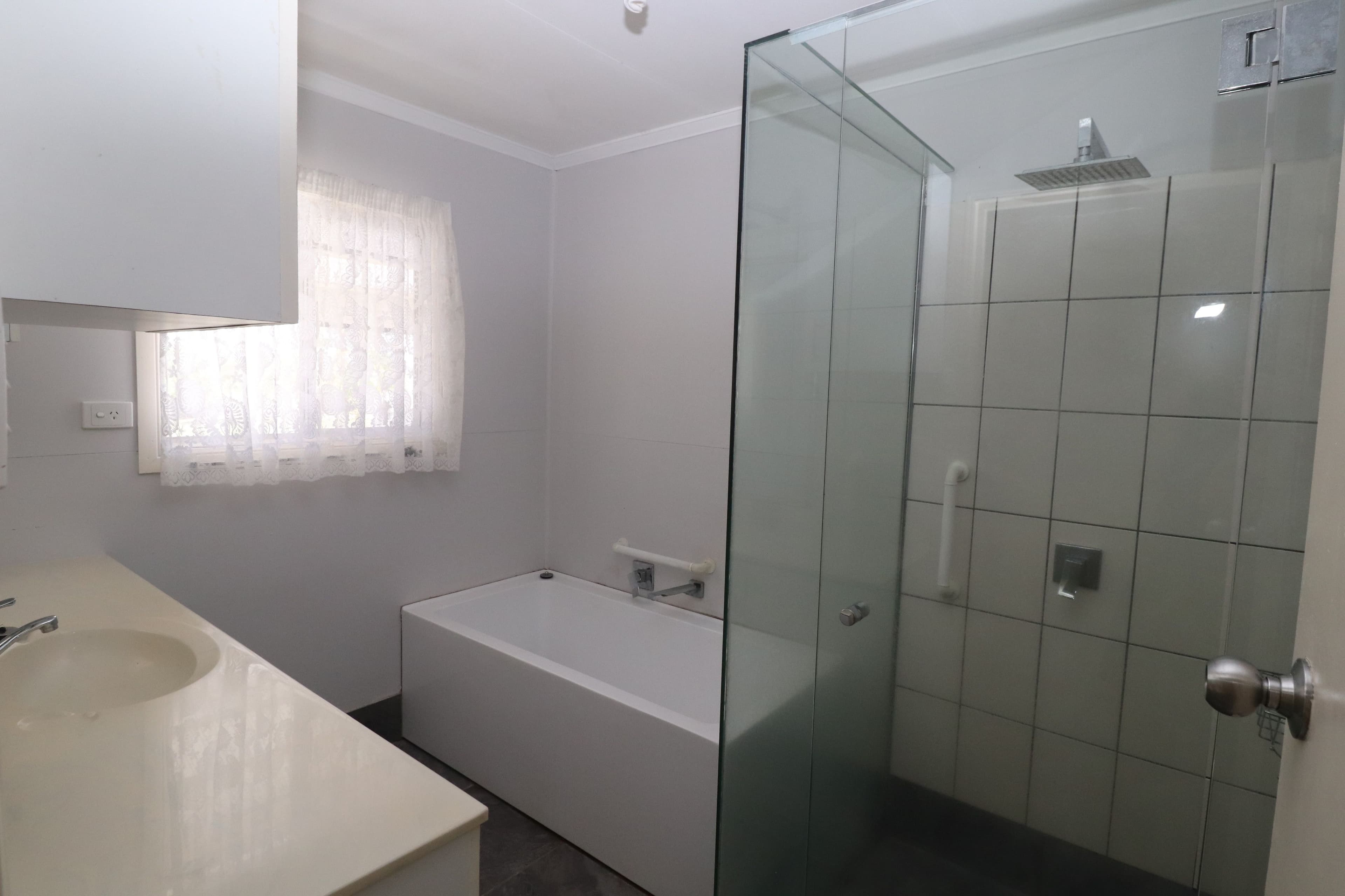 18 Dalrymple Street, Ingham QLD 4850, Ingham - Thumbnail 5