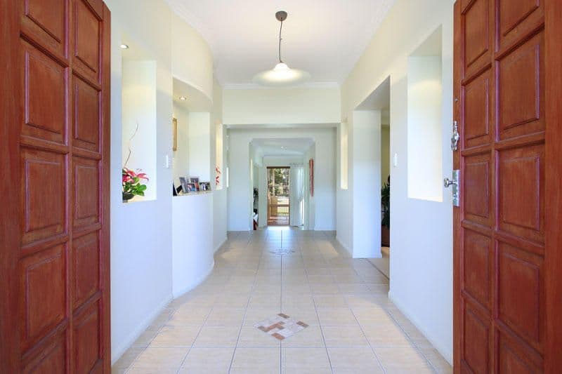 10 Sunningdale Court, ALBANY CREEK QLD 4035, Albany Creek - Thumbnail 2