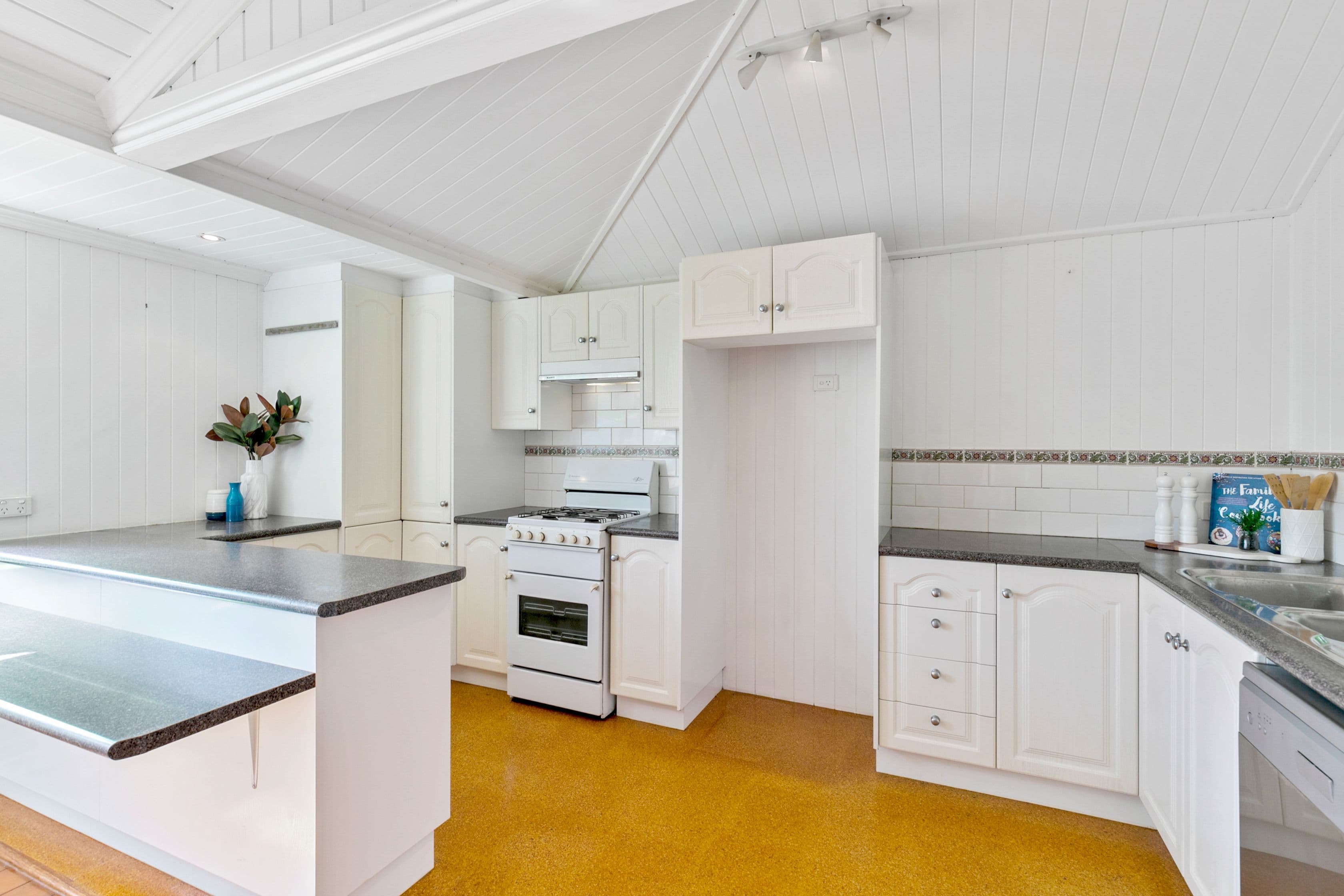 27 Mearns Street, Fairfield QLD 4103, Fairfield - Thumbnail 6