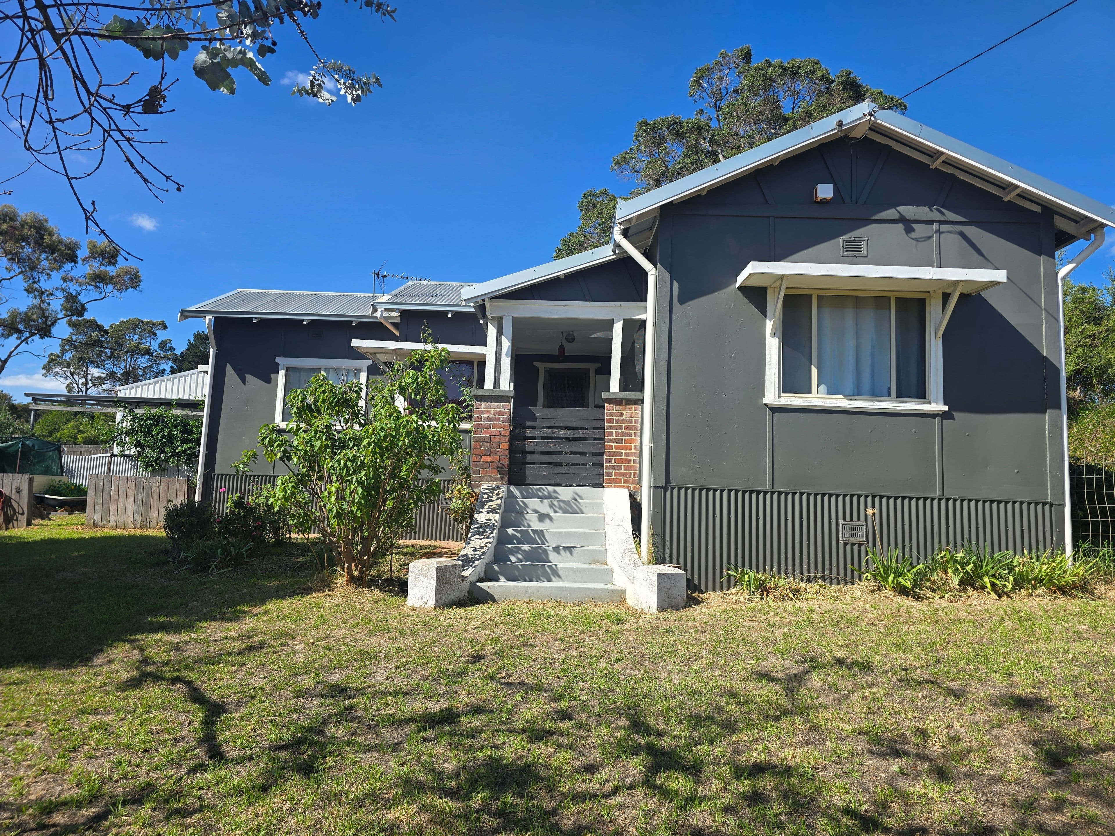20 Hassell Street, Mount Barker WA 6324, Mount Barker - Image 1