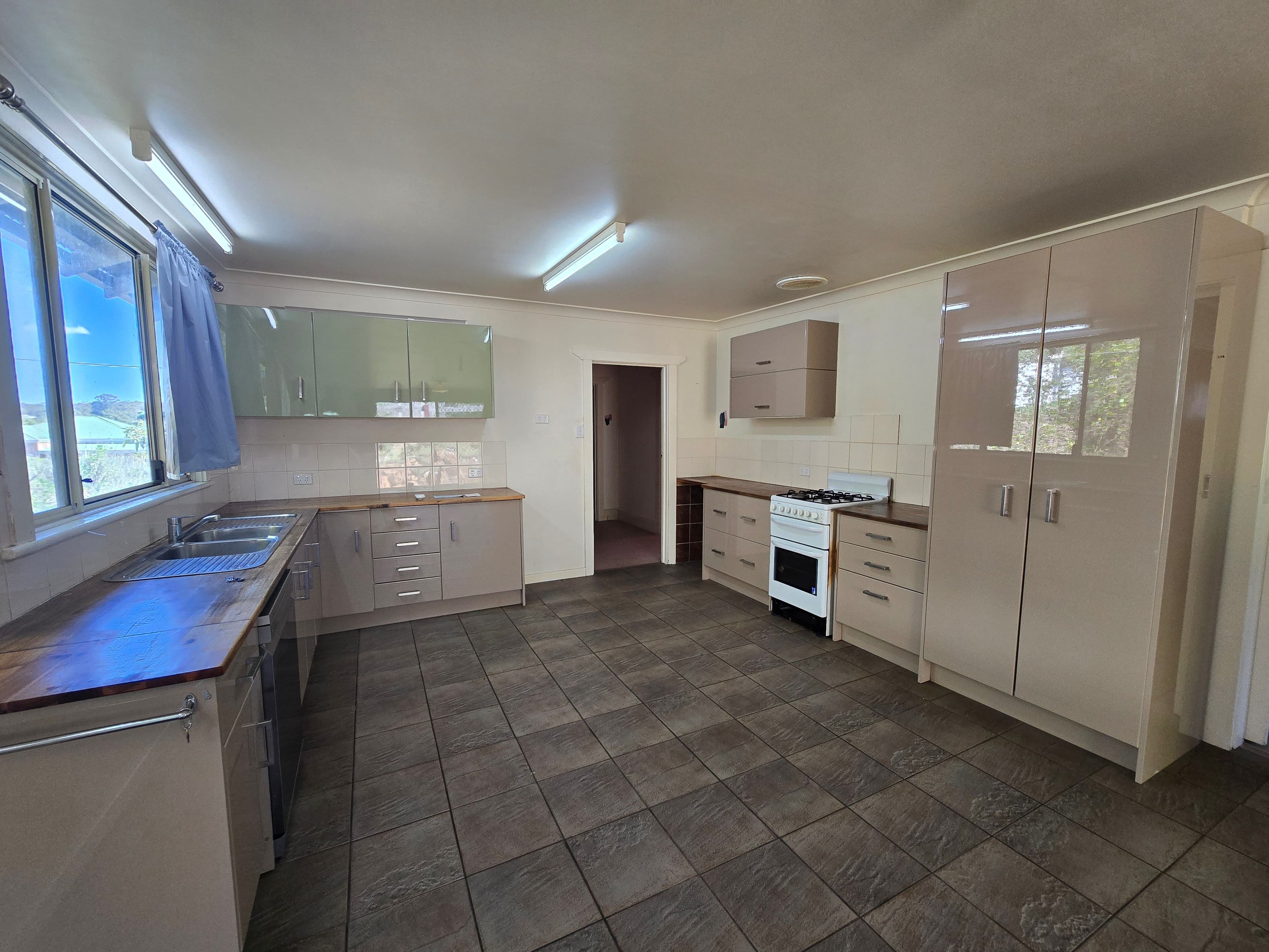 20 Hassell Street, Mount Barker WA 6324, Mount Barker - Thumbnail 6