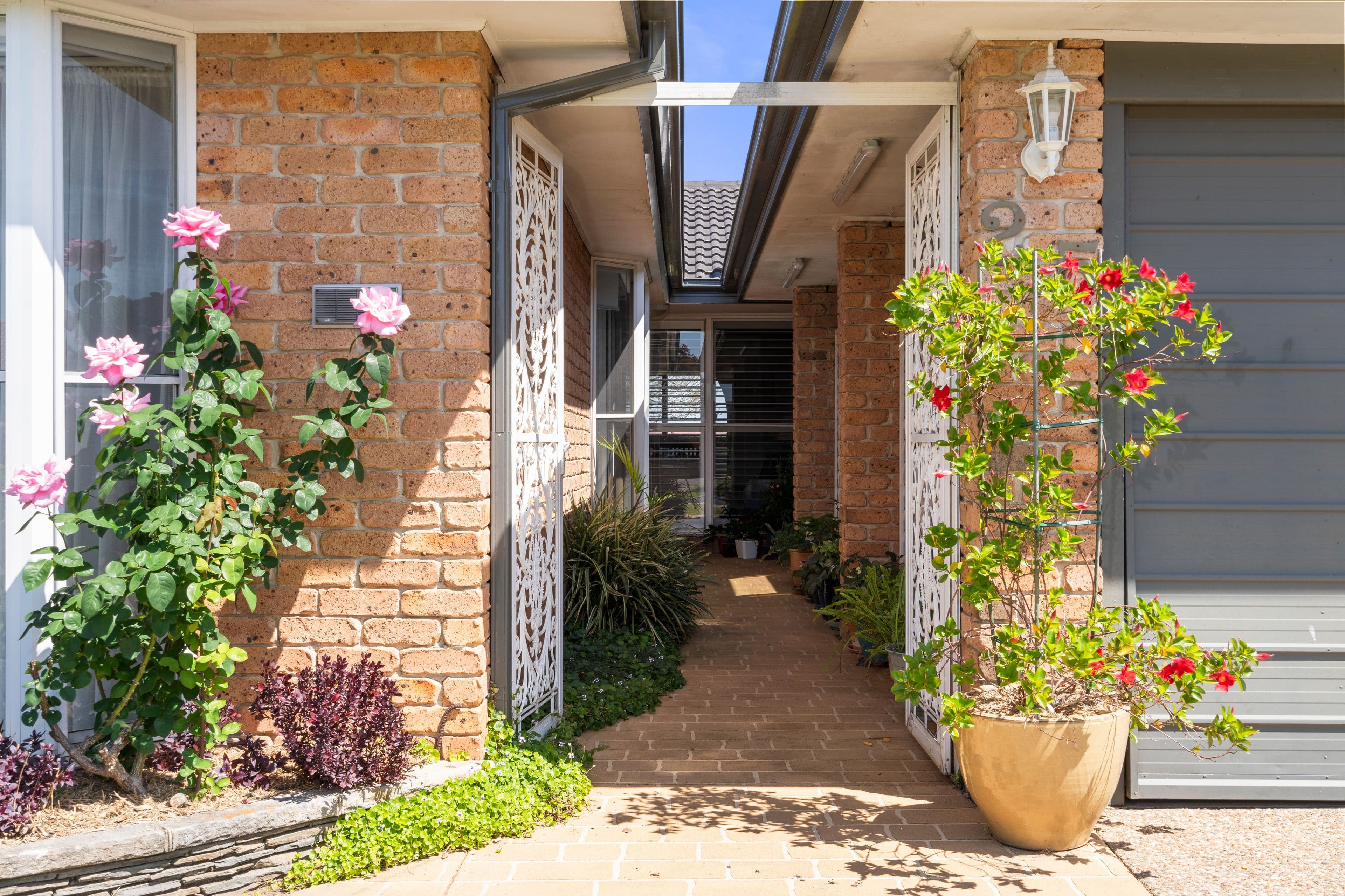 25 Svensden Place, Ingleburn NSW 2565, Ingleburn - Thumbnail 2