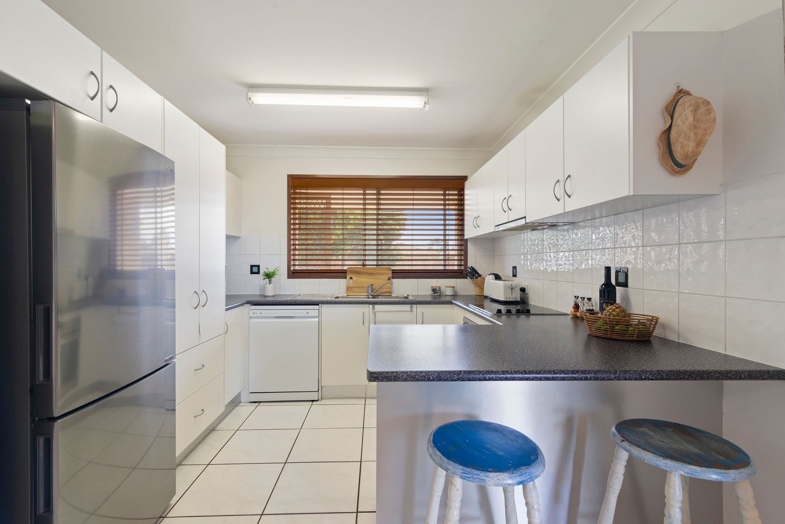 247 Mallawa Drive, Palm Beach QLD 4221, Palm Beach - Thumbnail 5