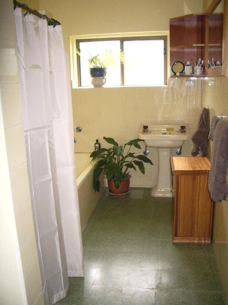17 Haynes Street, BORDERTOWN SA 5268, Bordertown - Thumbnail 2