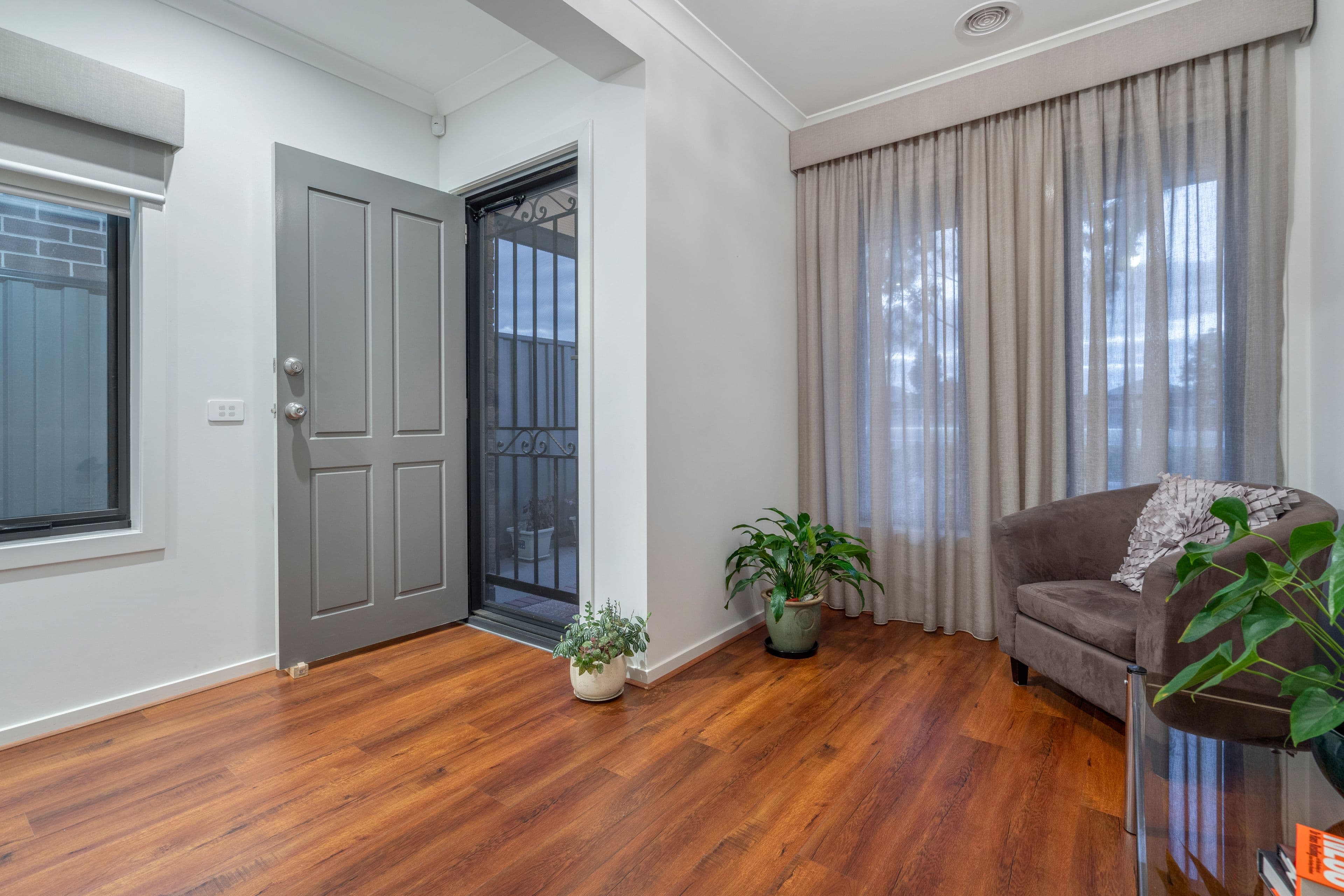 23 Reverence Drive, Craigieburn VIC 3064, Craigieburn - Thumbnail 2