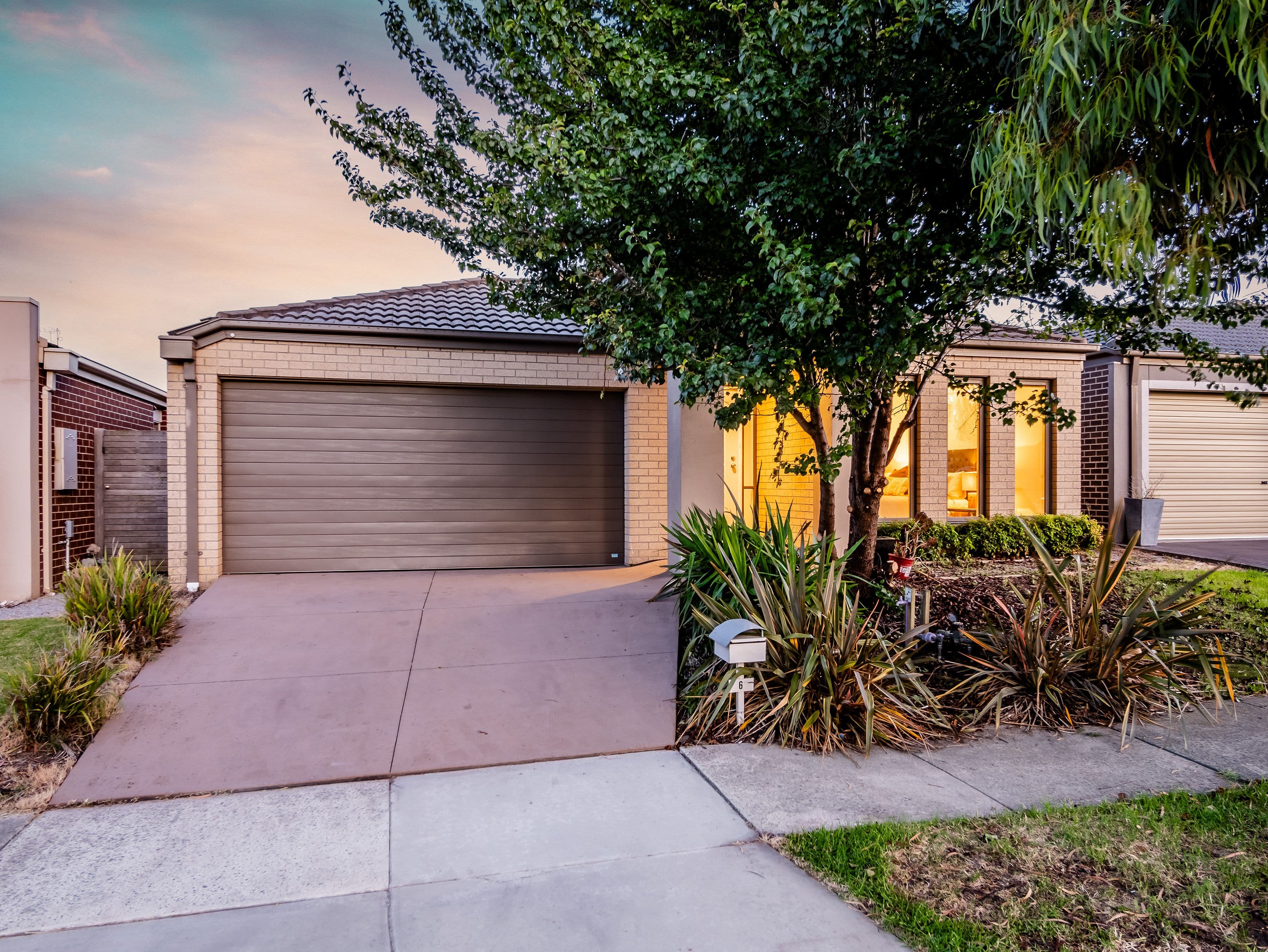 6 Sutton Rise, Cranbourne North VIC 3977, Cranbourne North - Image 1