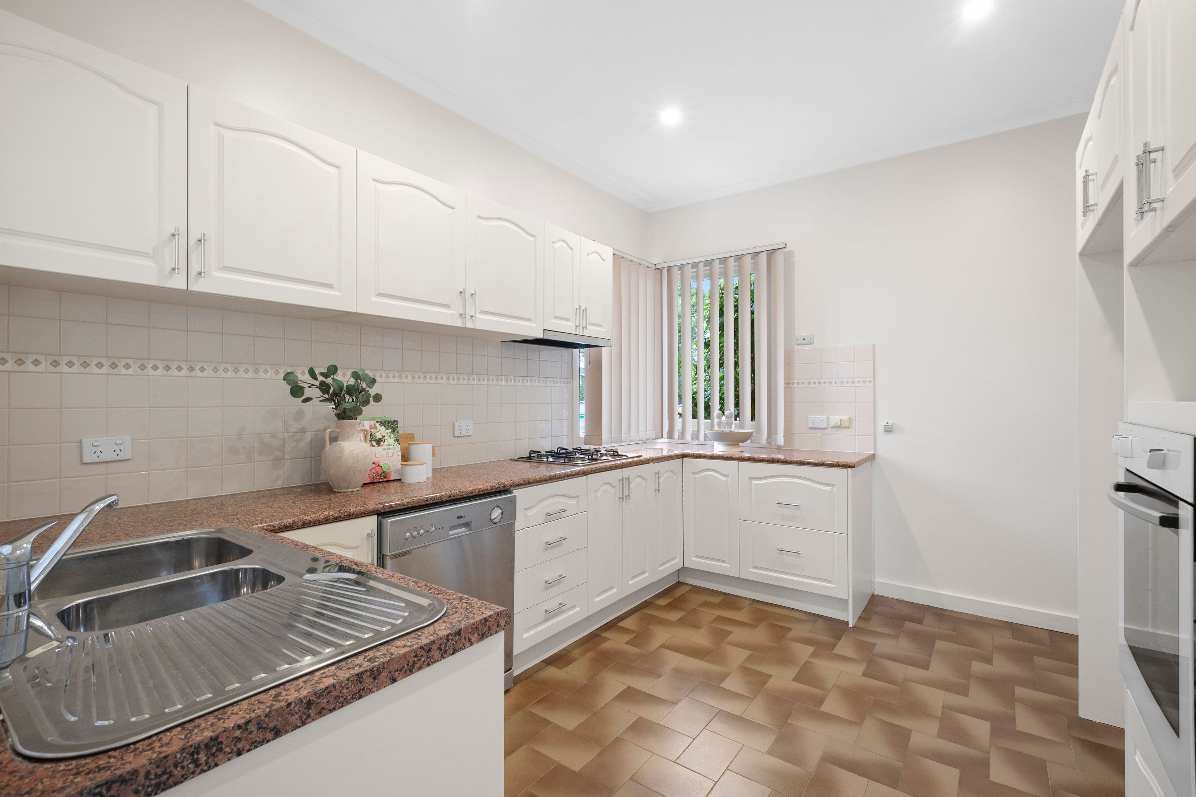 9 Newry Street, Cheltenham VIC 3192, Cheltenham - Thumbnail 7