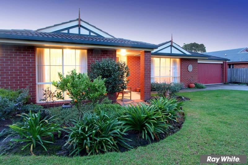 68 Ellinbank Crescent, MORNINGTON VIC 3931, Mornington - Thumbnail 2