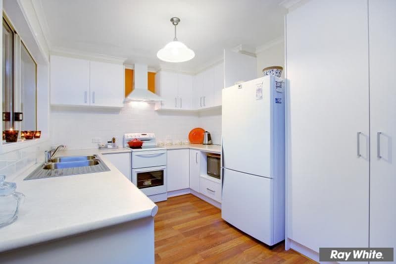 68 Ellinbank Crescent, MORNINGTON VIC 3931, Mornington - Thumbnail 7