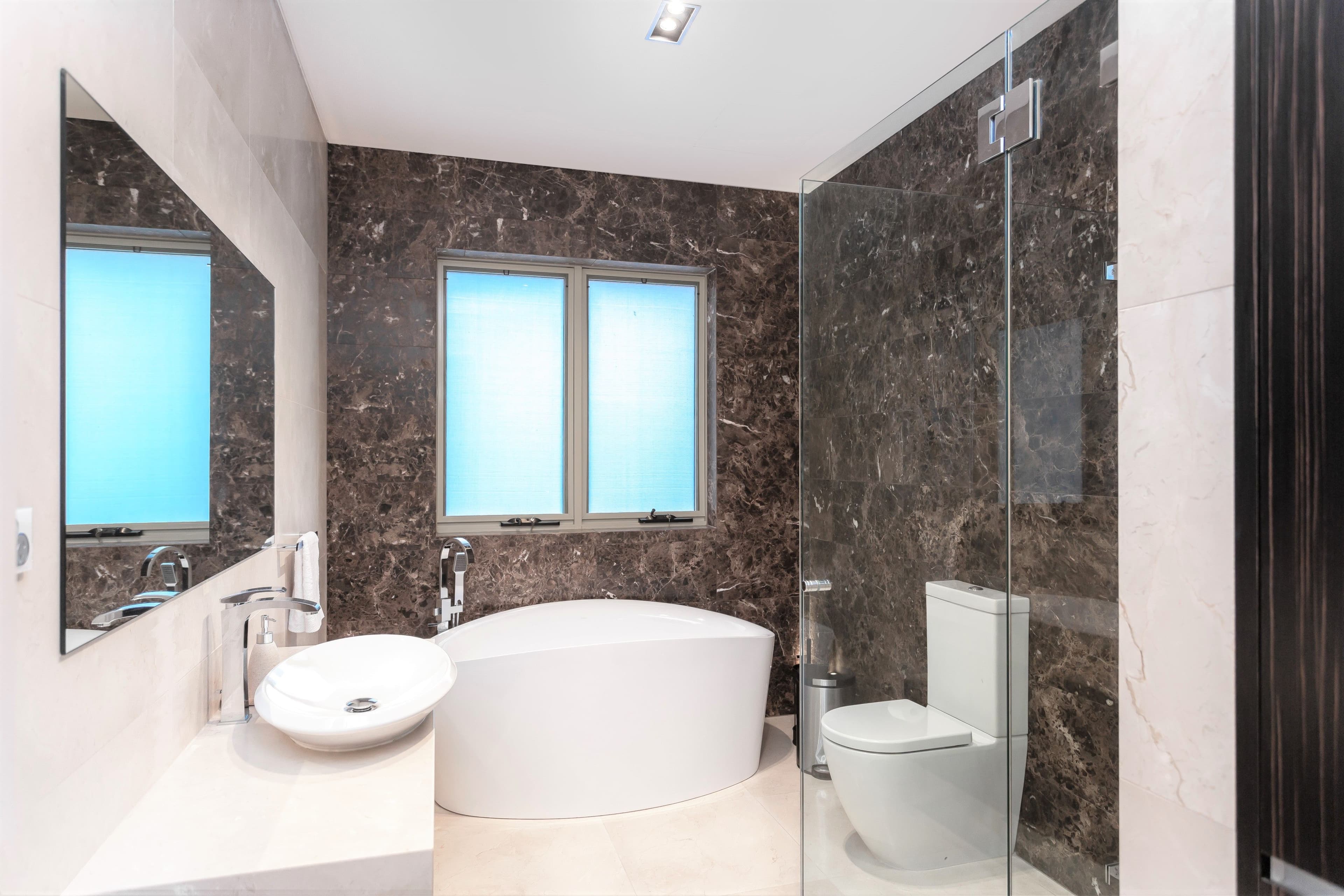 8 Kareela Crescent, Greenacre - Thumbnail 8