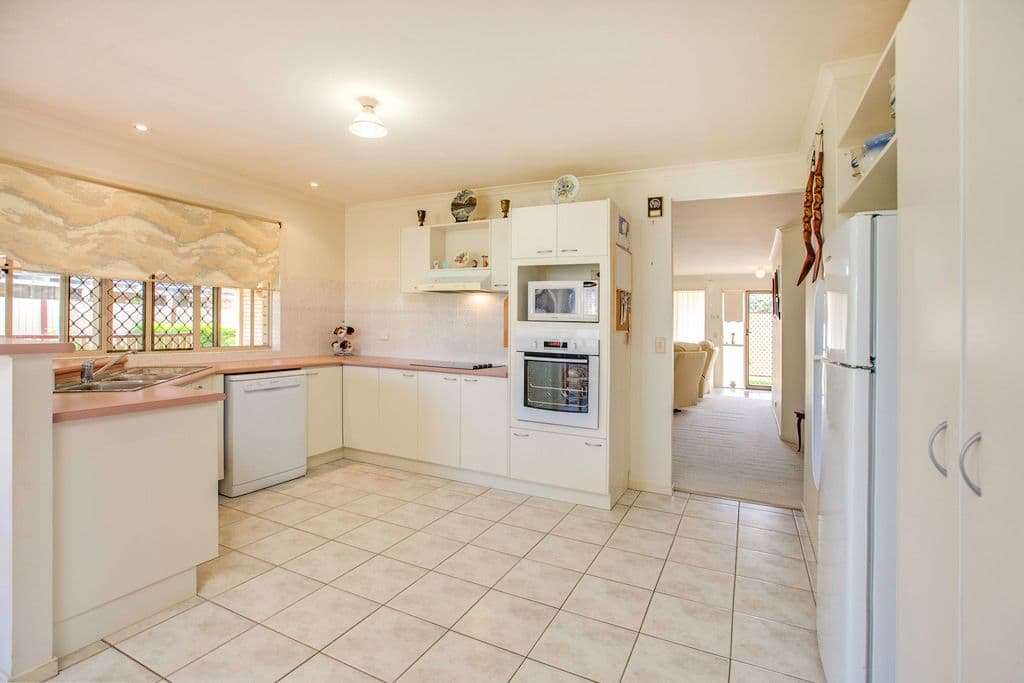 3 Pembroke Court, ALEXANDRA HILLS QLD 4161, Alexandra Hills - Thumbnail 3