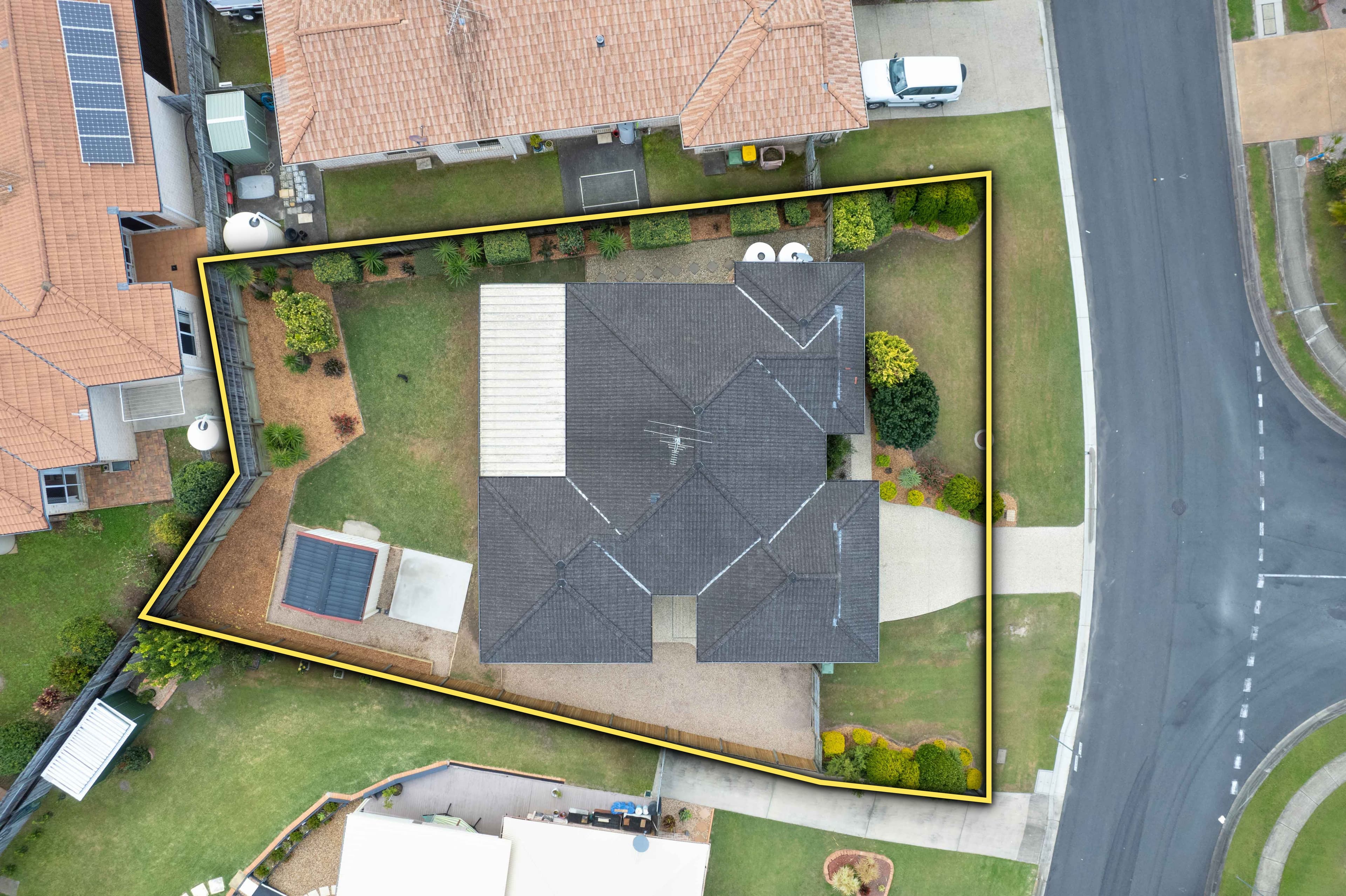 9 Penda Street, Morayfield QLD 4506, Morayfield - Thumbnail 2