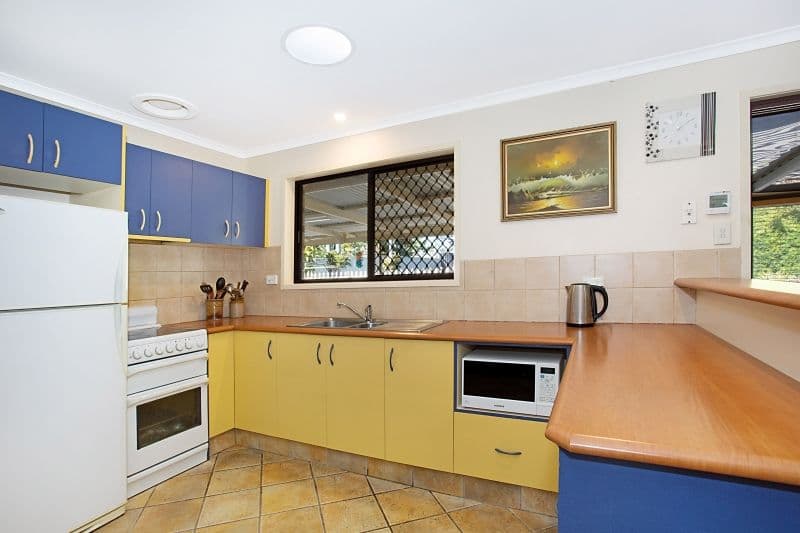 5 Splice Street, Mermaid Waters QLD 4218, Mermaid Waters - Thumbnail 5
