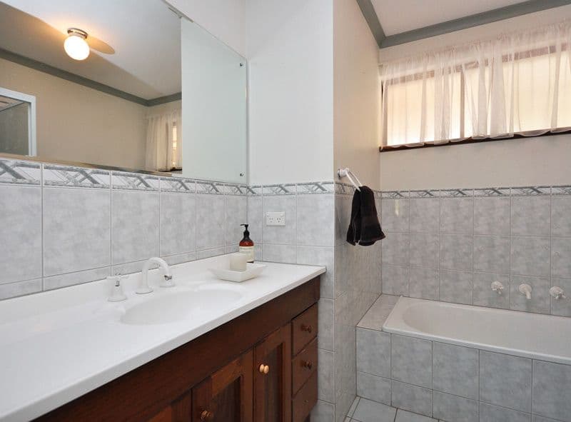 3 Tyrone Court, FLAGSTAFF HILL SA 5159, Flagstaff Hill - Thumbnail 4