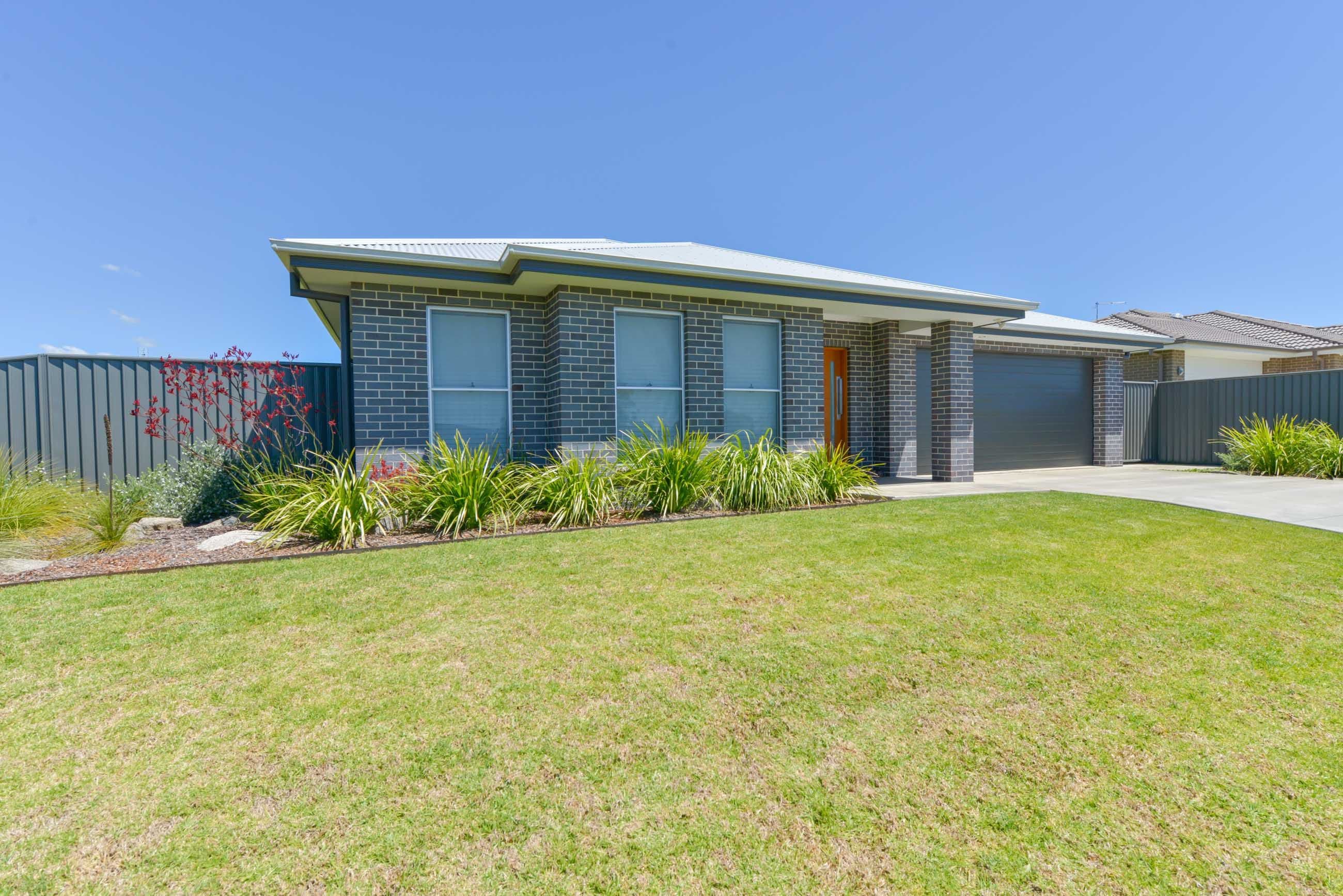 7 Grand Meadows Drive, Tamworth NSW 2340, Tamworth - Thumbnail 2