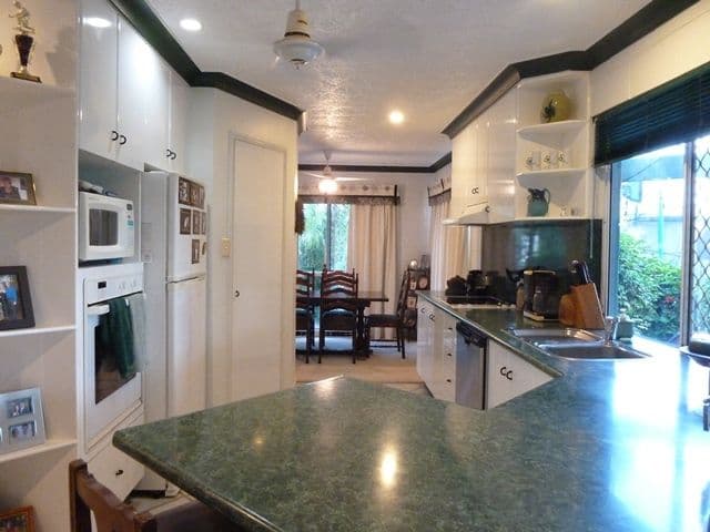 3 Jewel Court, RASMUSSEN QLD 4815, Rasmussen - Thumbnail 2
