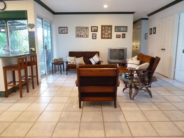 3 Jewel Court, RASMUSSEN QLD 4815, Rasmussen - Thumbnail 4