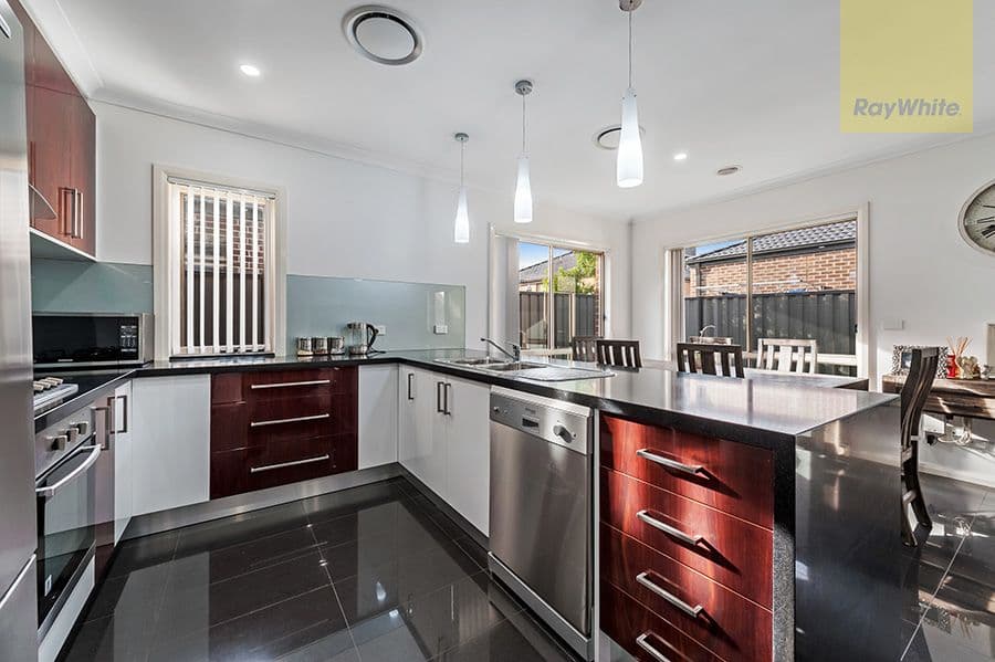 89 Gateshead Street, Craigieburn VIC 3064, Craigieburn - Thumbnail 3
