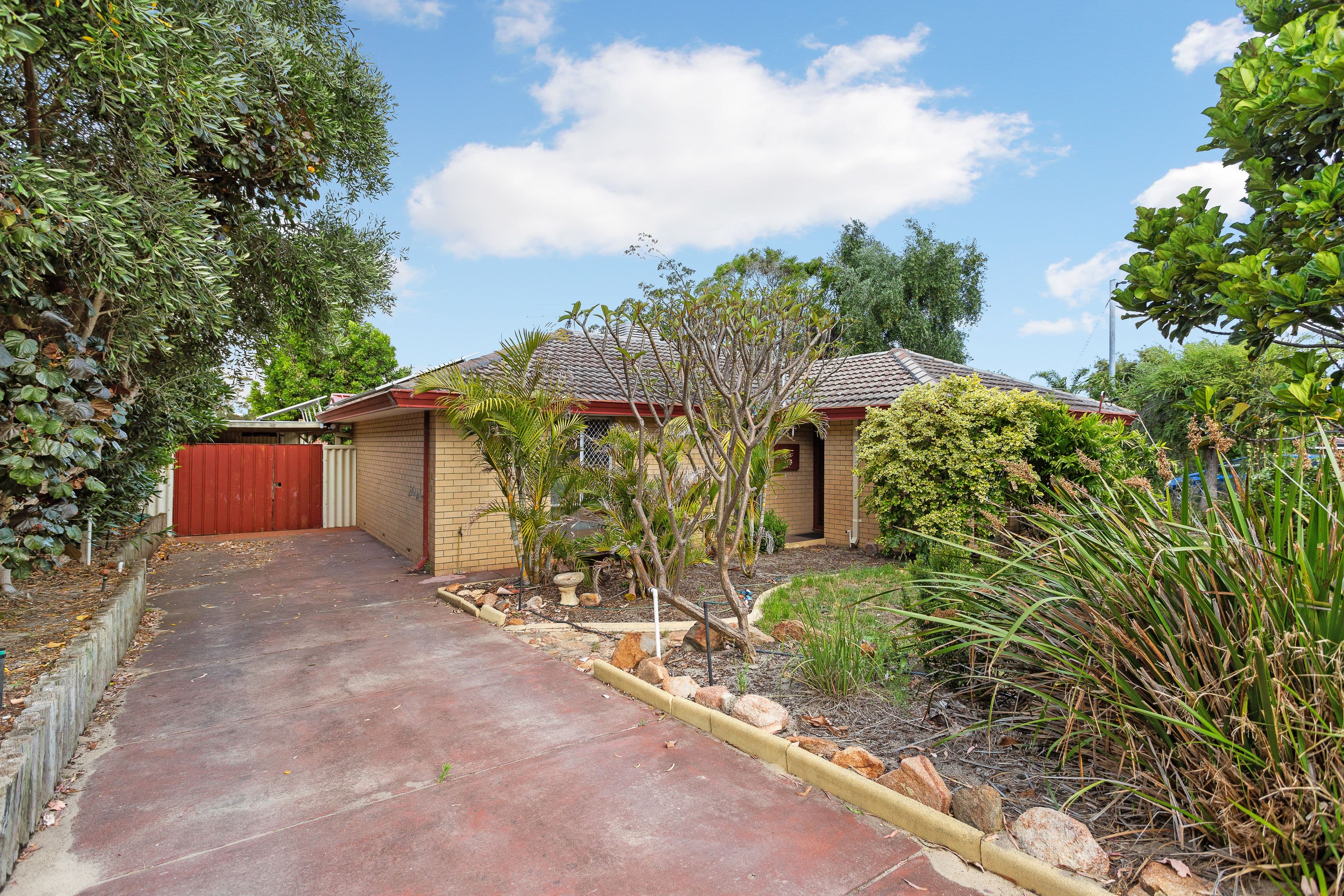 49 Colne Way, Girrawheen WA 6064, Girrawheen - Thumbnail 2